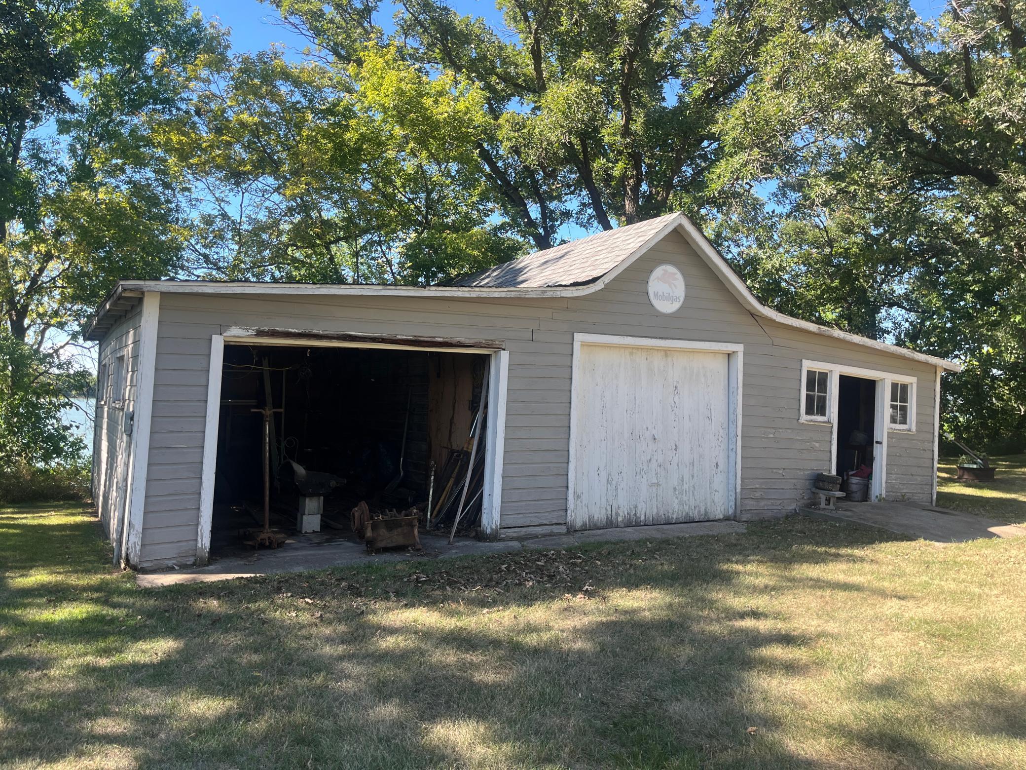 1912 single family home for sale at 541 Vance Avenue S in Erskine, MN — 4 bed, 2 bath (photo 32 of 35)