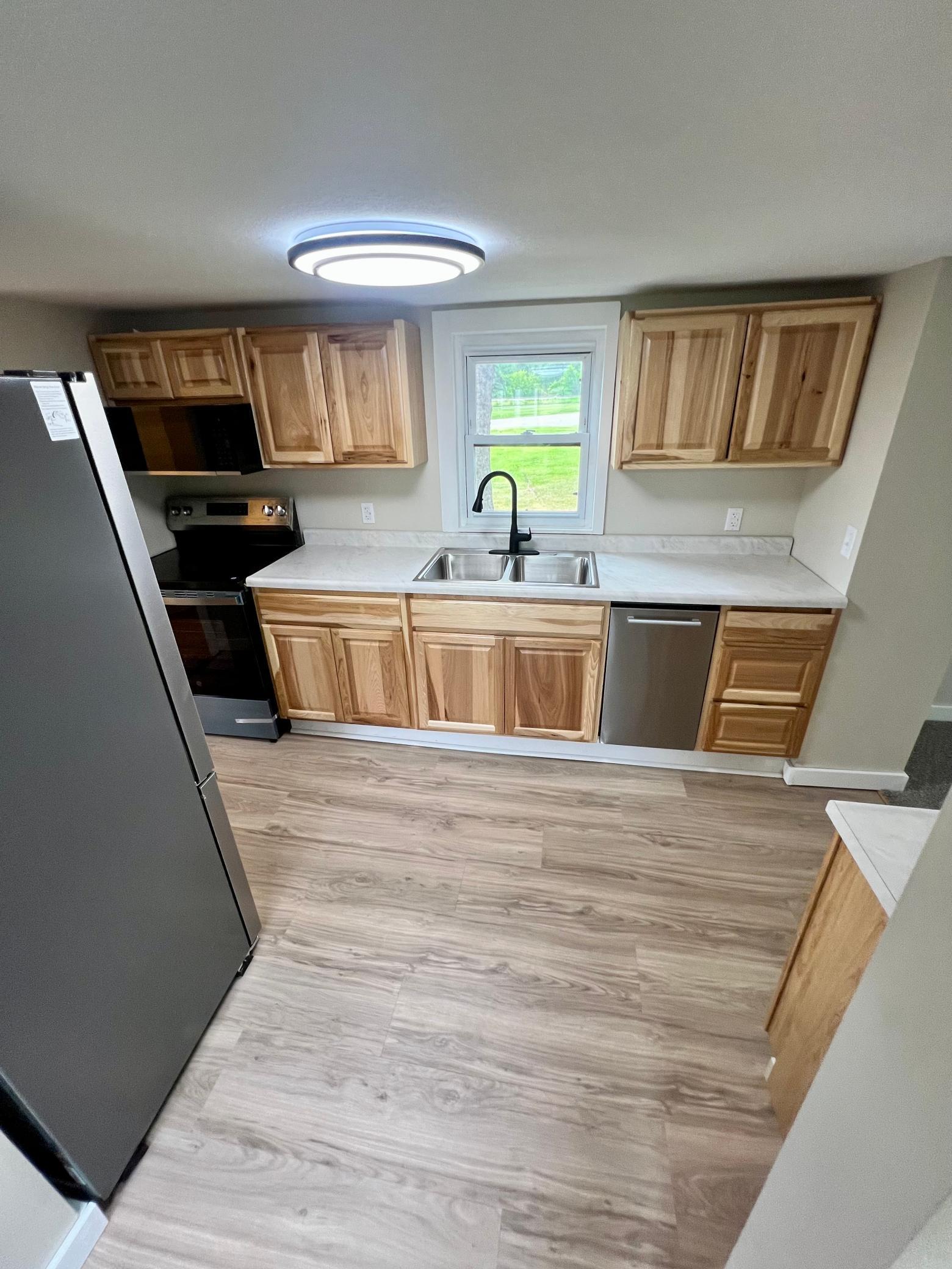1960 single family home for sale at 214 S 2nd Street in Keewatin, MN — 2 bed, 2 bath (photo 11 of 24)
