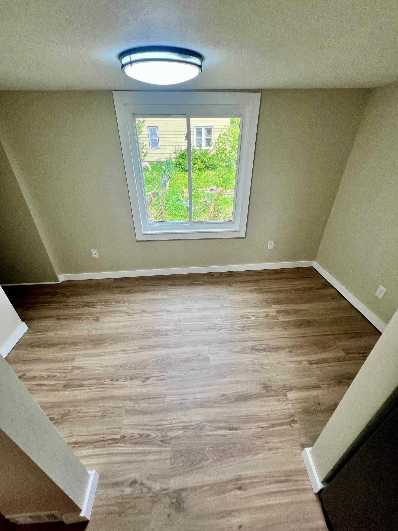 1960 single family home for sale at 214 S 2nd Street in Keewatin, MN — 2 bed, 2 bath (photo 13 of 24)