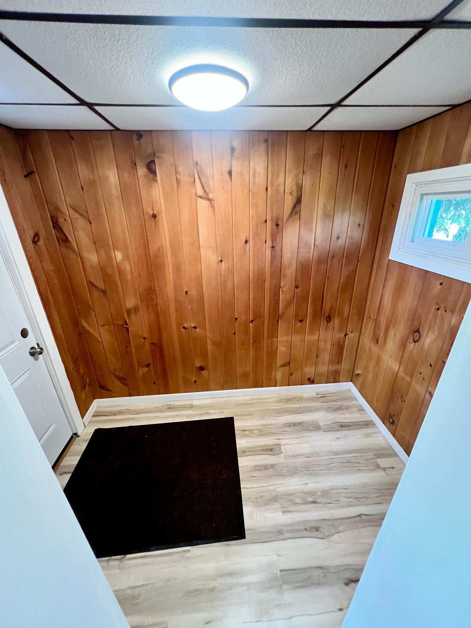 1960 single family home for sale at 214 S 2nd Street in Keewatin, MN — 2 bed, 2 bath (photo 16 of 24)