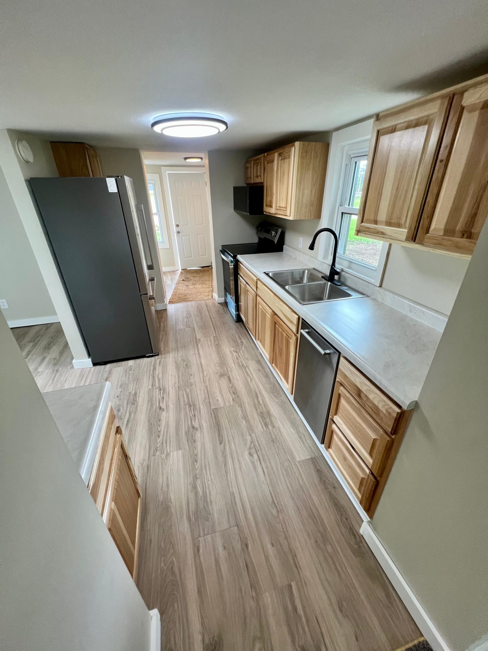 1960 single family home for sale at 214 S 2nd Street in Keewatin, MN — 2 bed, 2 bath (photo 10 of 24)
