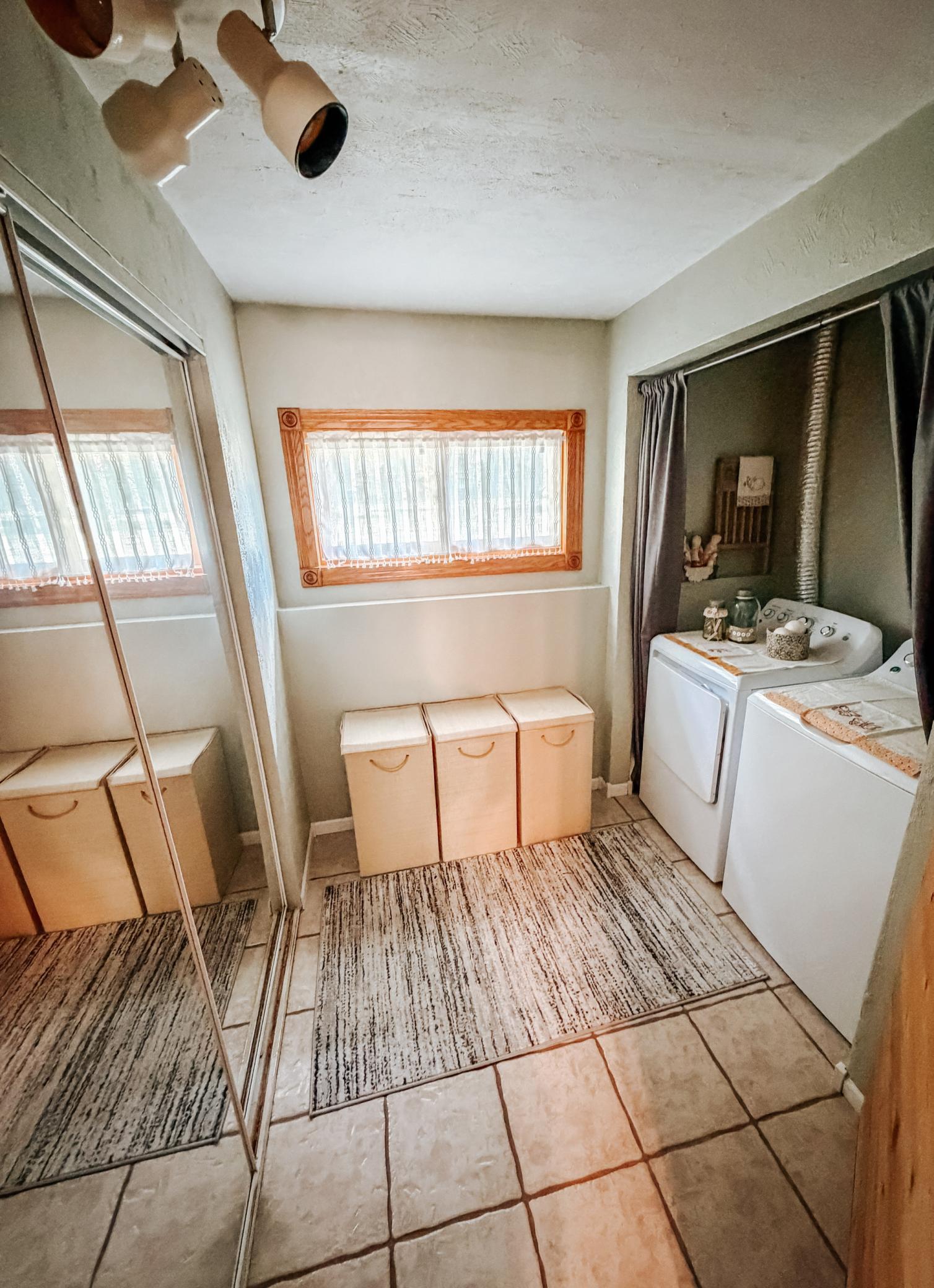 1975 single family home for sale at 40624 Highway 11 in Roseau, MN — 4 bed, 3 bath (photo 29 of 33)