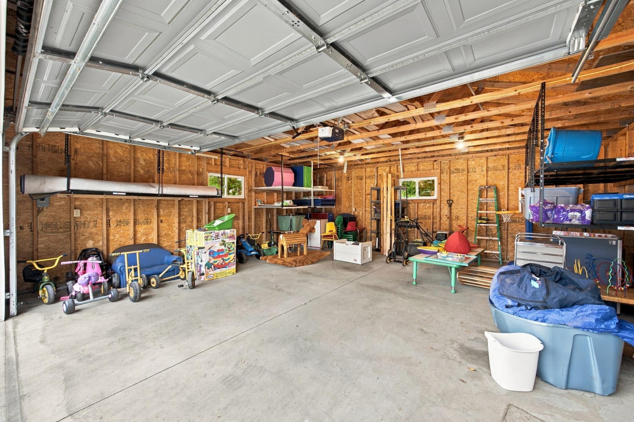 1939 single family home for sale at 1216 4th Avenue N in Moorhead, MN — 2 bed, 1 bath (photo 22 of 27)