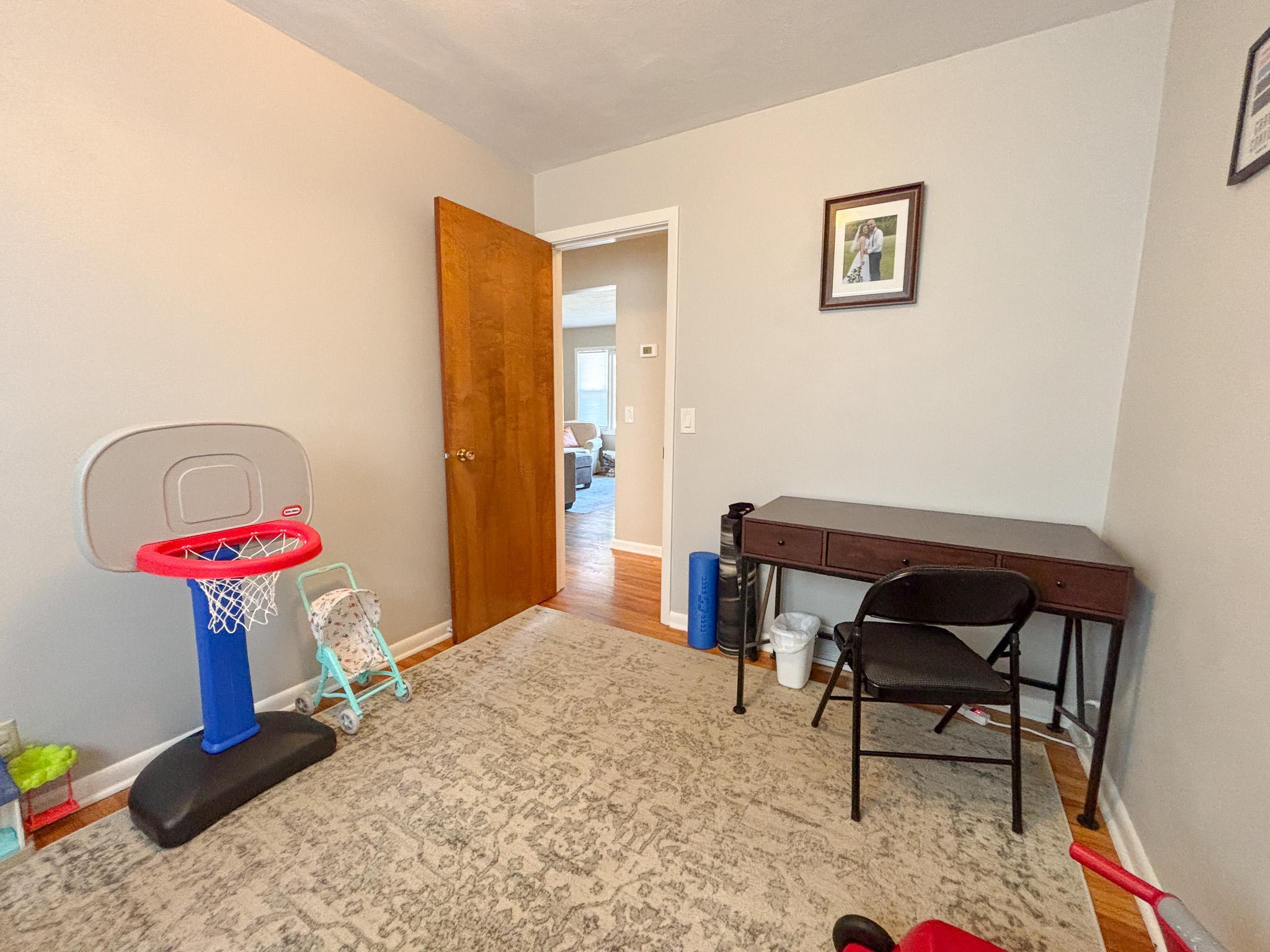 1964 single family home for sale at 1116 E Mount Faith Avenue in Fergus Falls, MN — 4 bed, 2 bath (photo 18 of 41)