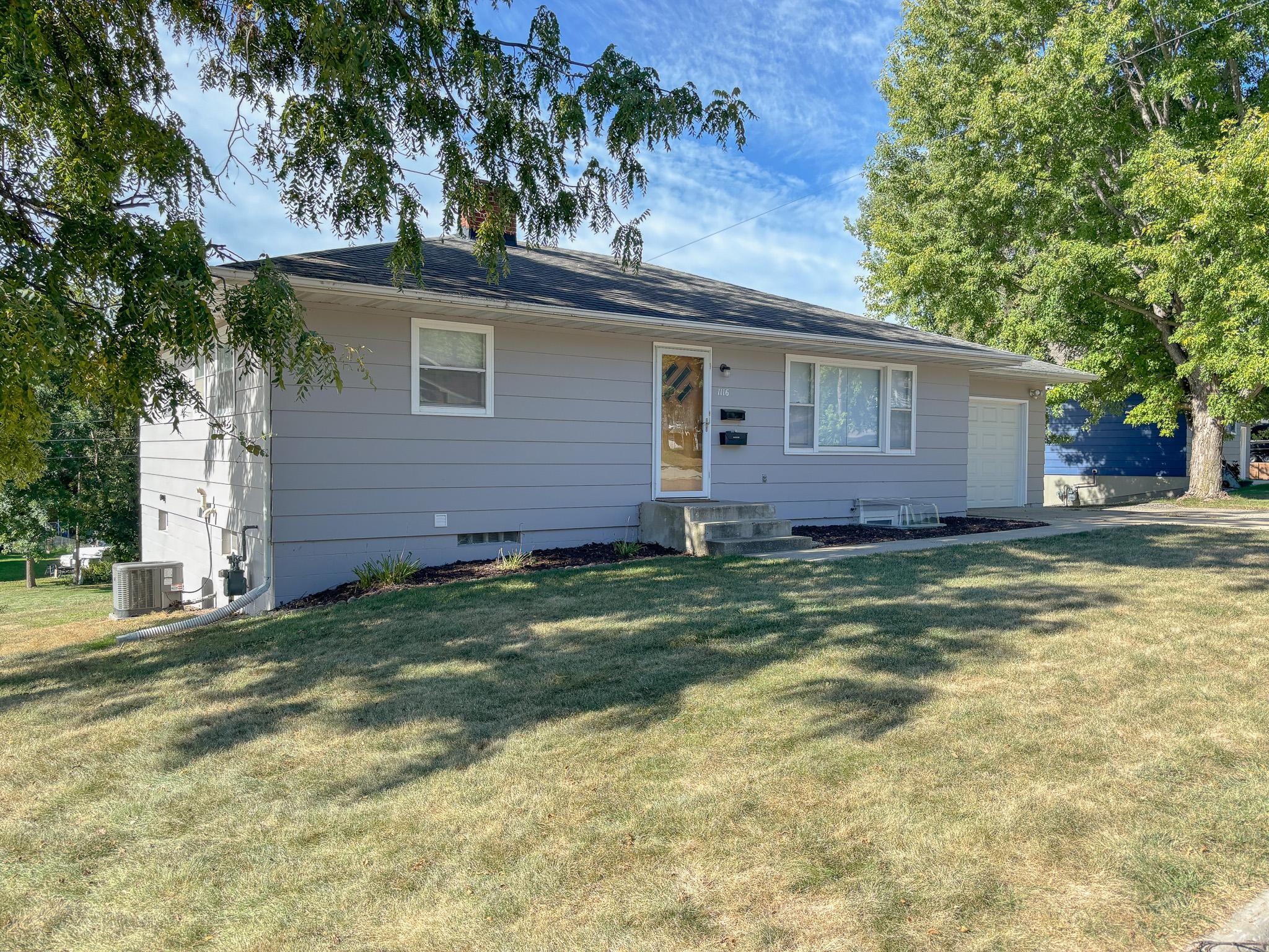 1964 single family home for sale at 1116 E Mount Faith Avenue in Fergus Falls, MN — 4 bed, 2 bath (photo 34 of 41)