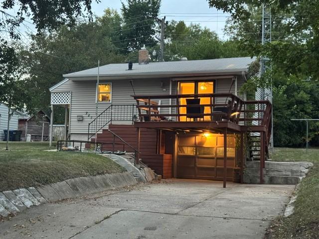 1964 single family home for sale at 721 Riverside Court in Fergus Falls, MN — 2 bed, 2 bath (photo 3 of 3)