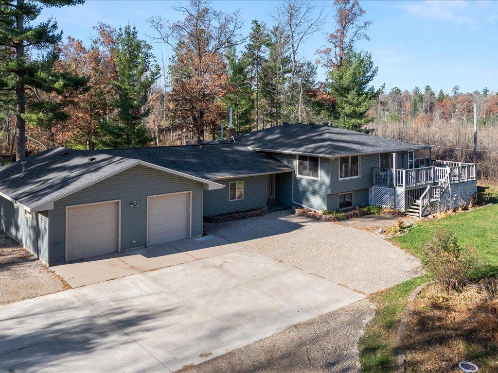 1977 single family home for sale at 20839 State Highway 371 in Brainerd, MN — 4 bed, 2 bath (photo 2 of 43)