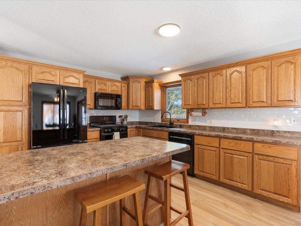 1977 single family home for sale at 20839 State Highway 371 in Brainerd, MN — 4 bed, 2 bath (photo 13 of 43)