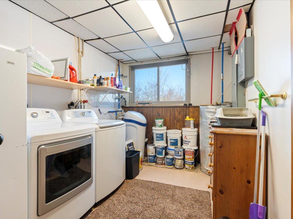 1977 single family home for sale at 20839 State Highway 371 in Brainerd, MN — 4 bed, 2 bath (photo 25 of 43)