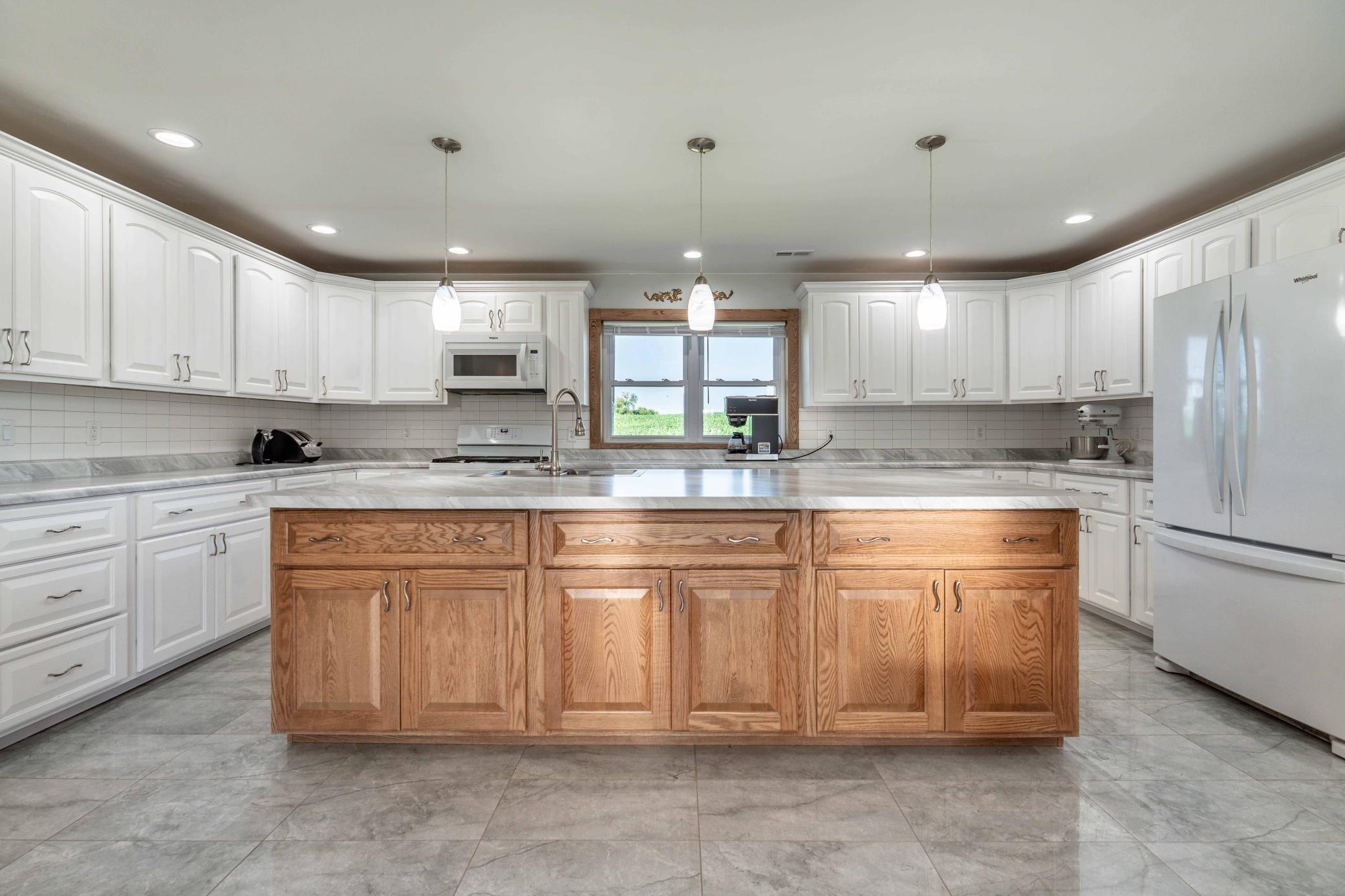 2024 single family home for sale at 19642 308th Avenue in Underwood, MN — 3 bed, 3 bath (photo 22 of 91)