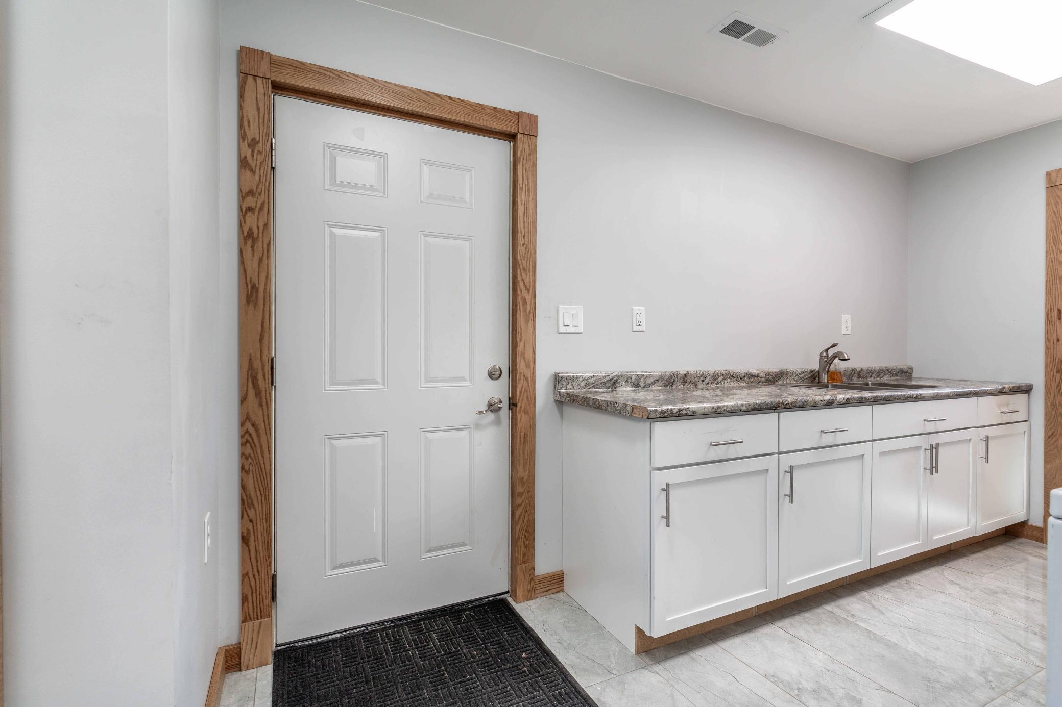 2024 single family home for sale at 19642 308th Avenue in Underwood, MN — 3 bed, 3 bath (photo 8 of 91)