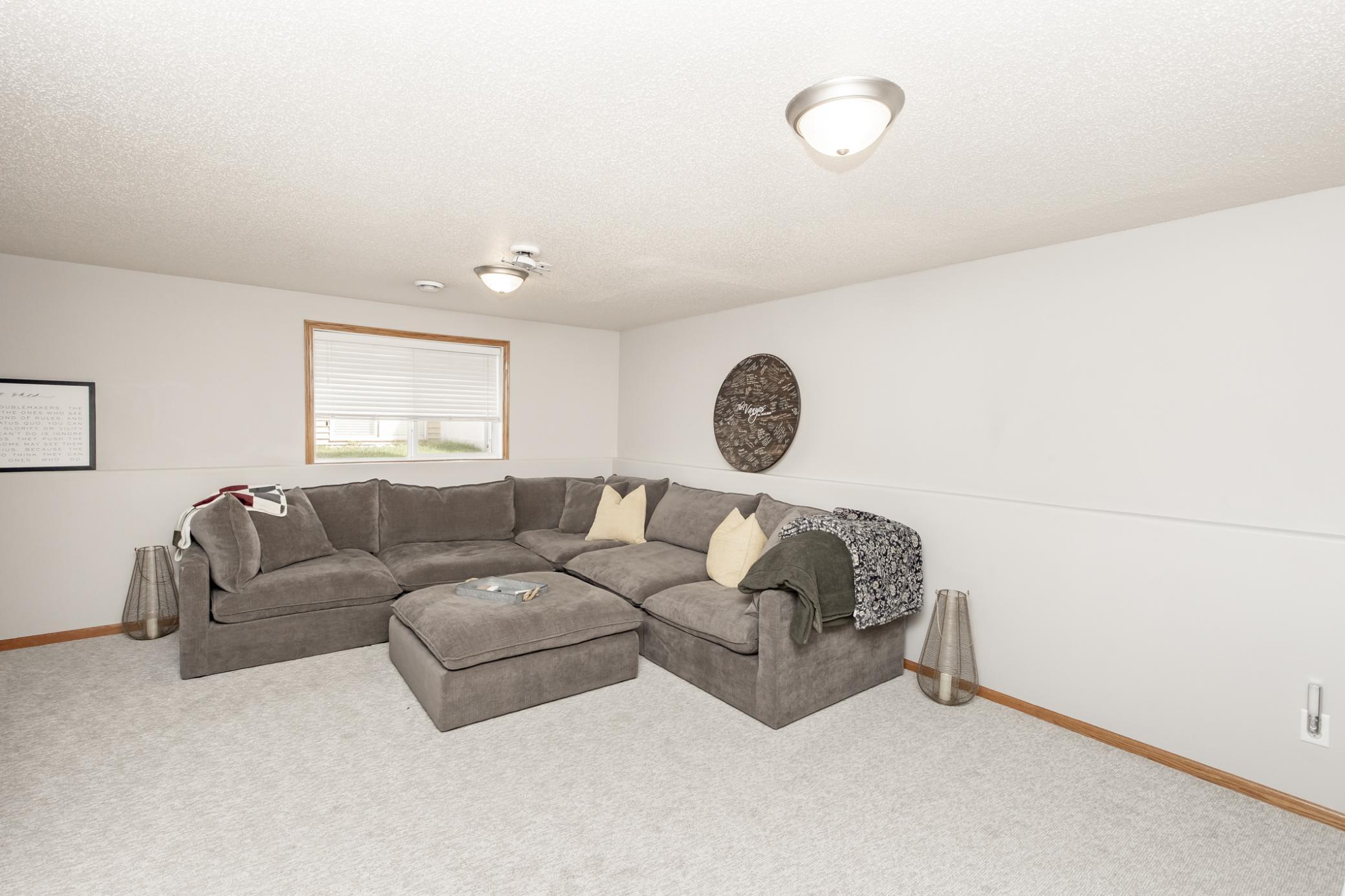 2005 single family home for sale at 1219 DIVERSION Drive W in West Fargo, ND — 3 bed, 2 bath (photo 26 of 43)