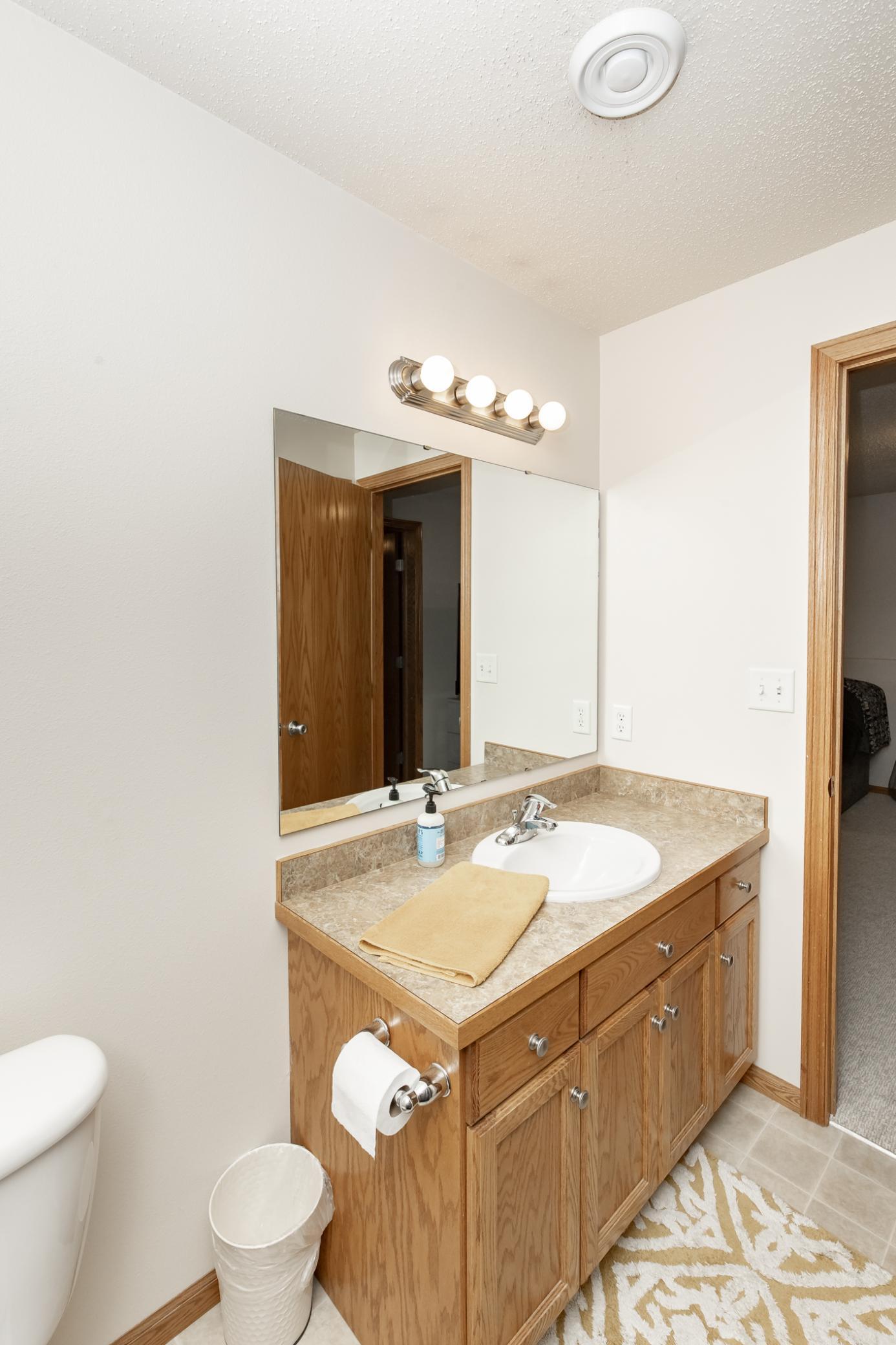 2005 single family home for sale at 1219 DIVERSION Drive W in West Fargo, ND — 3 bed, 2 bath (photo 31 of 43)