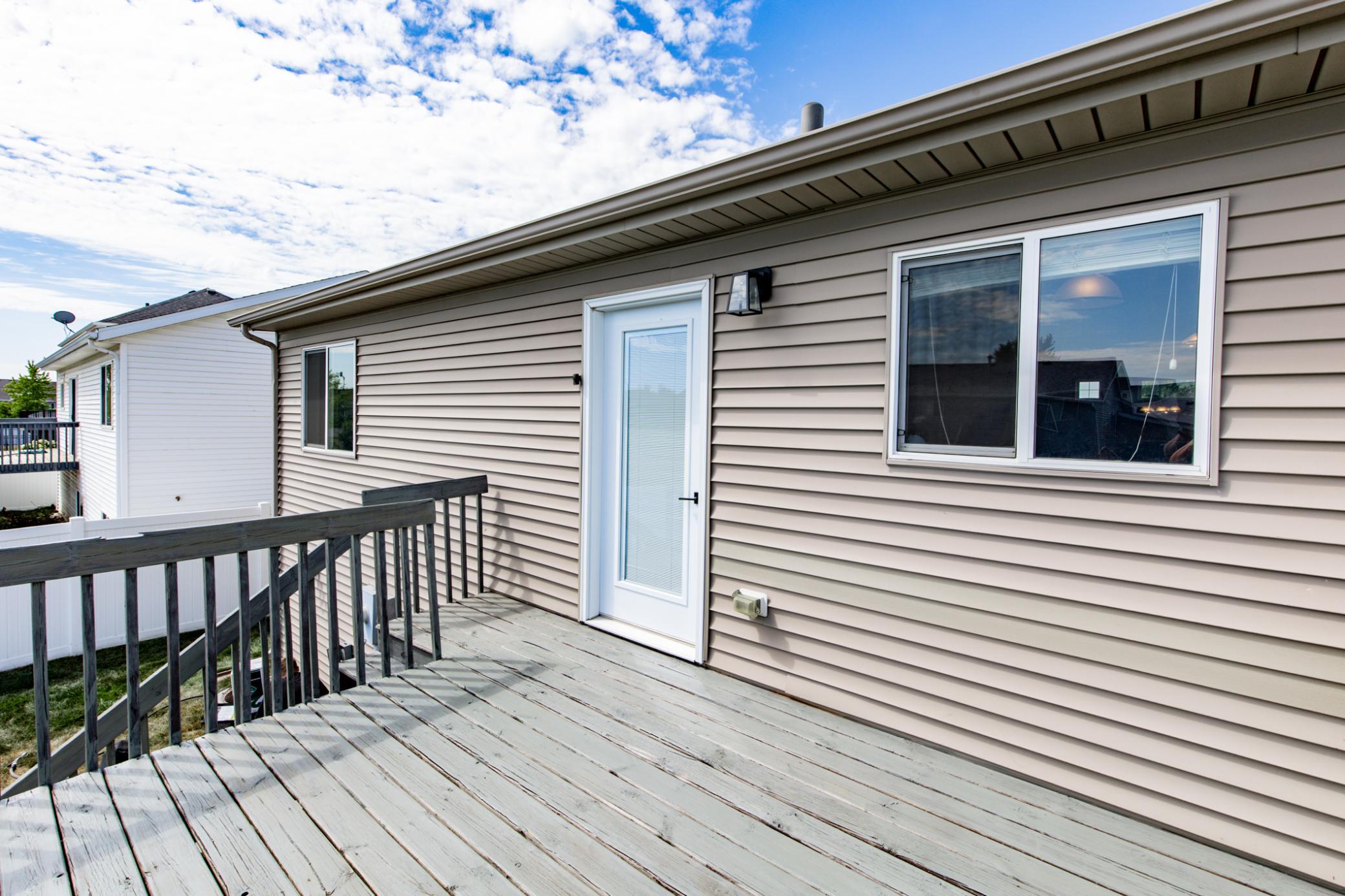 2005 single family home for sale at 1219 DIVERSION Drive W in West Fargo, ND — 3 bed, 2 bath (photo 37 of 43)