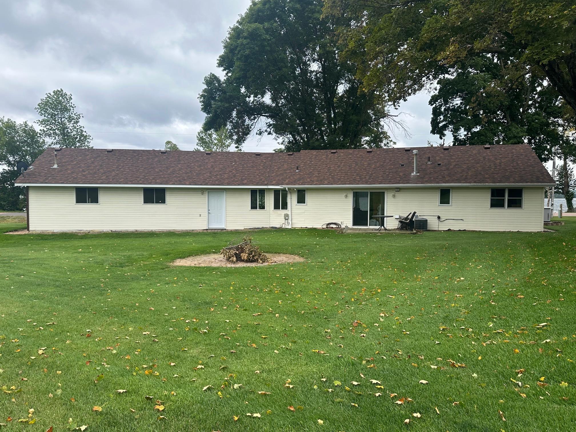 1999 single family home for sale at 10856 County Road 10 in Brainerd, MN — 2 bed, 2 bath (photo 3 of 21)