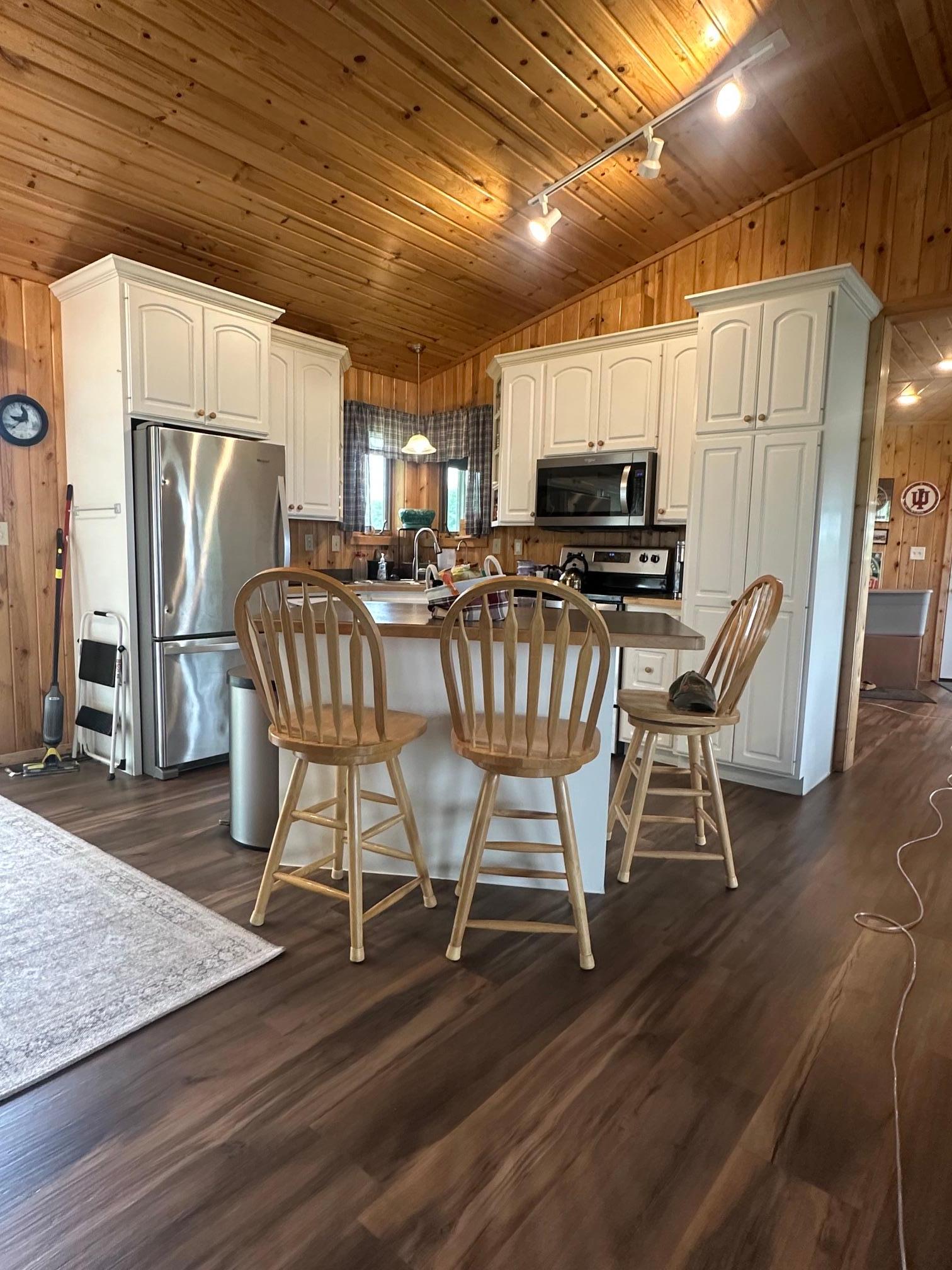 1999 single family home for sale at 10856 County Road 10 in Brainerd, MN — 2 bed, 2 bath (photo 9 of 21)
