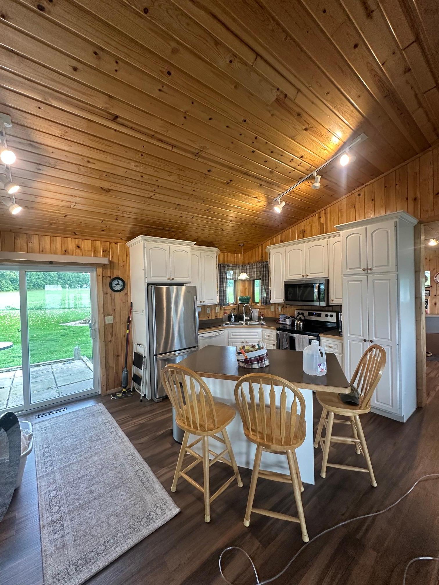 1999 single family home for sale at 10856 County Road 10 in Brainerd, MN — 2 bed, 2 bath (photo 10 of 21)