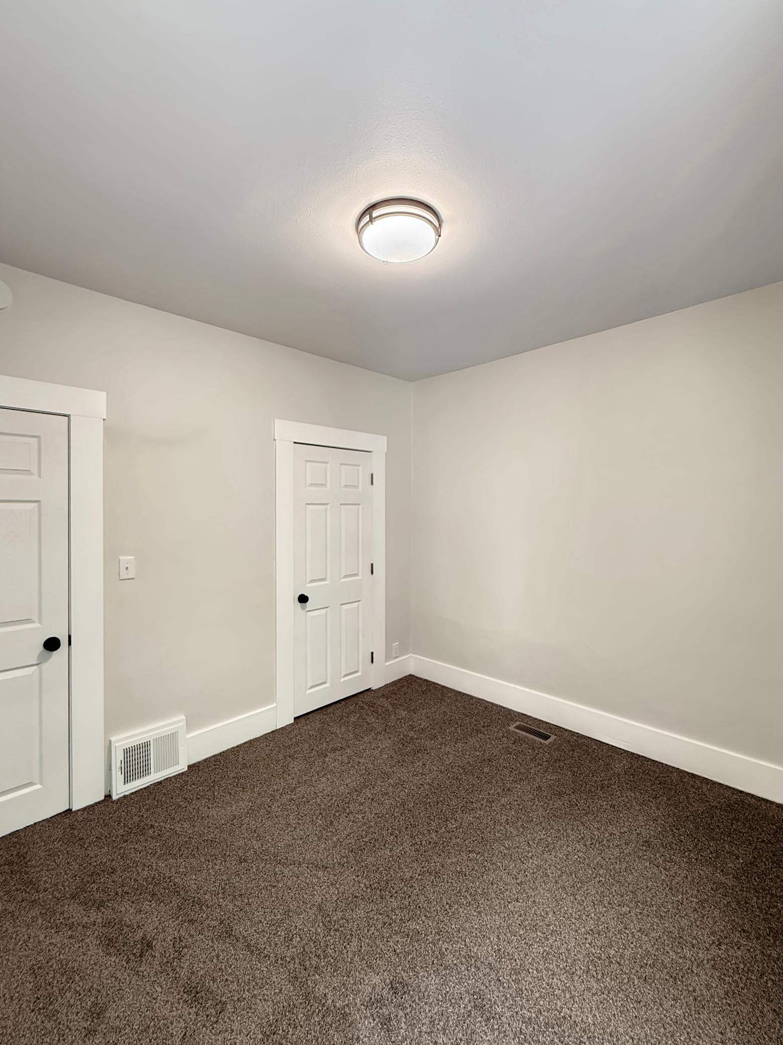 1920 single family home for sale at 1145 9th Street N in Fargo, ND — 4 bed, 2 bath (photo 20 of 34)