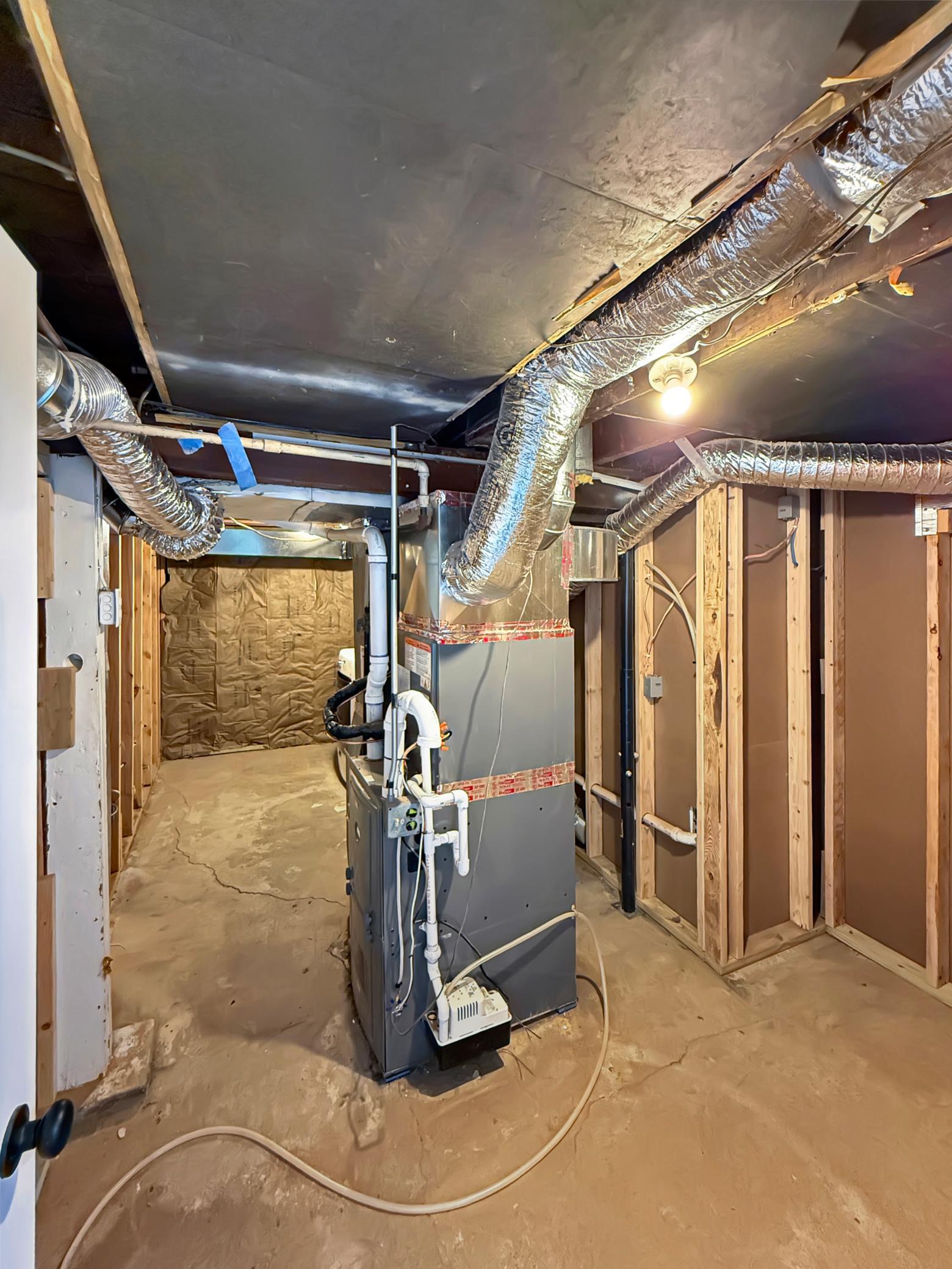 1920 single family home for sale at 1145 9th Street N in Fargo, ND — 4 bed, 2 bath (photo 30 of 34)