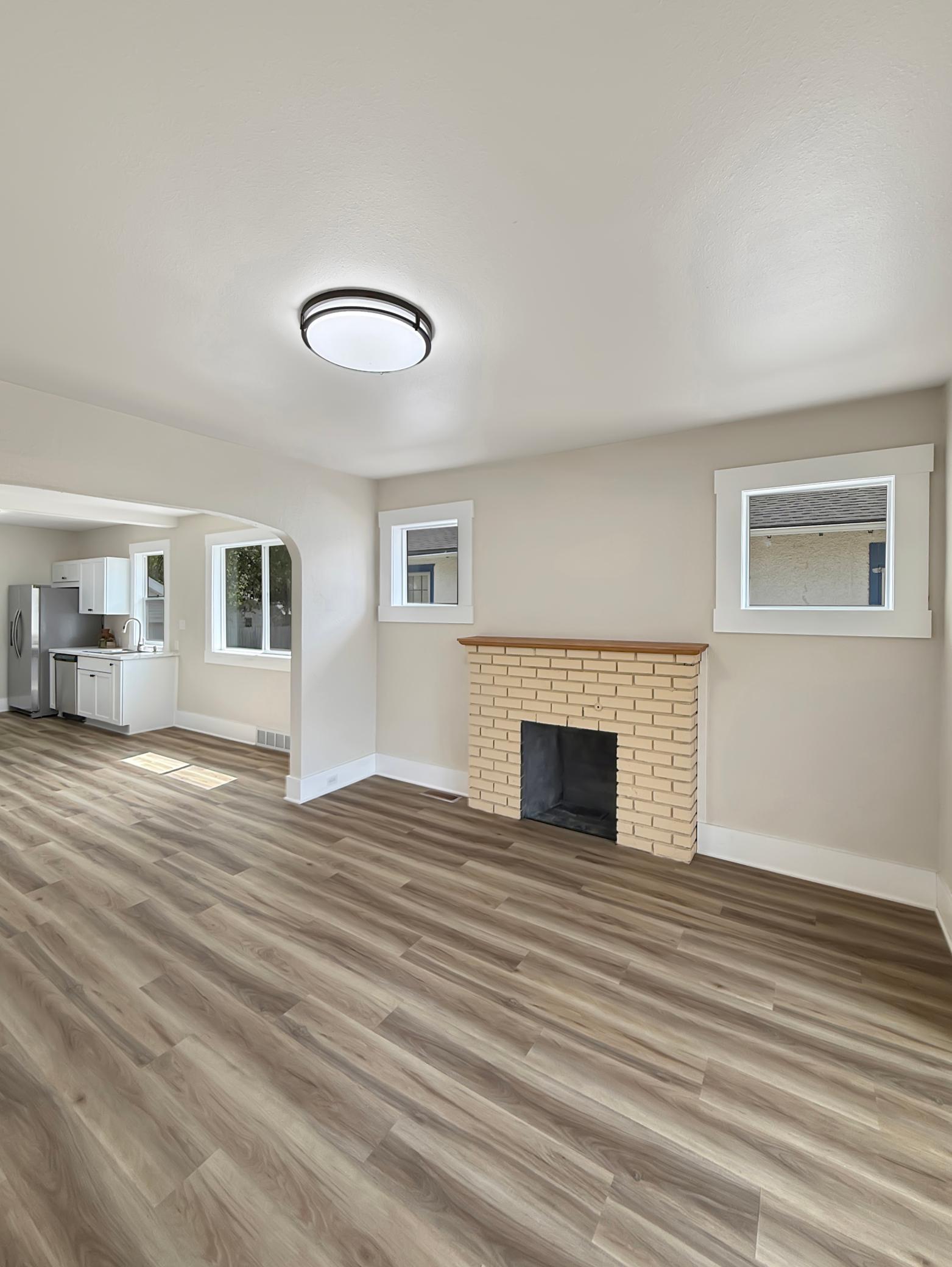 1920 single family home for sale at 1145 9th Street N in Fargo, ND — 4 bed, 2 bath (photo 7 of 34)