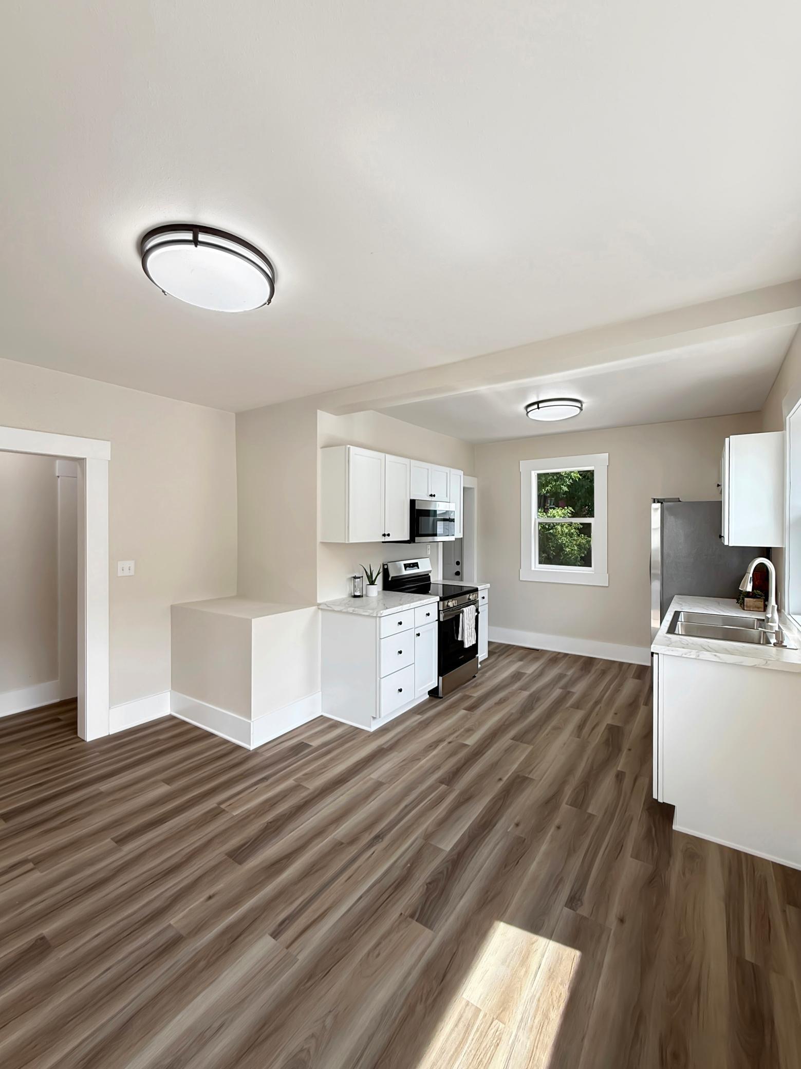 1920 single family home for sale at 1145 9th Street N in Fargo, ND — 4 bed, 2 bath (photo 10 of 34)