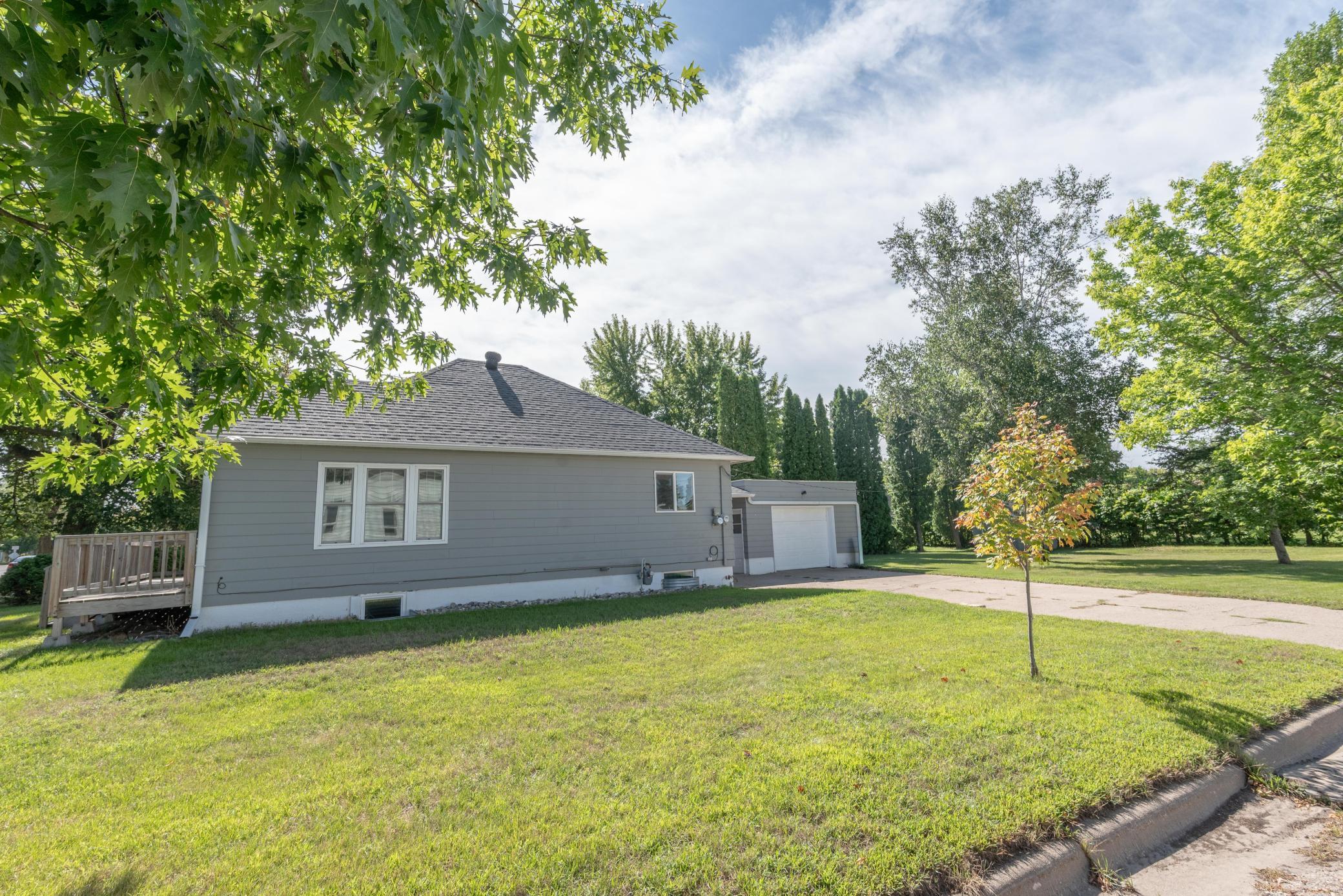 1932 single family home for sale at 457 2nd Street SW in Perham, MN — 3 bed, 2 bath (photo 2 of 23)