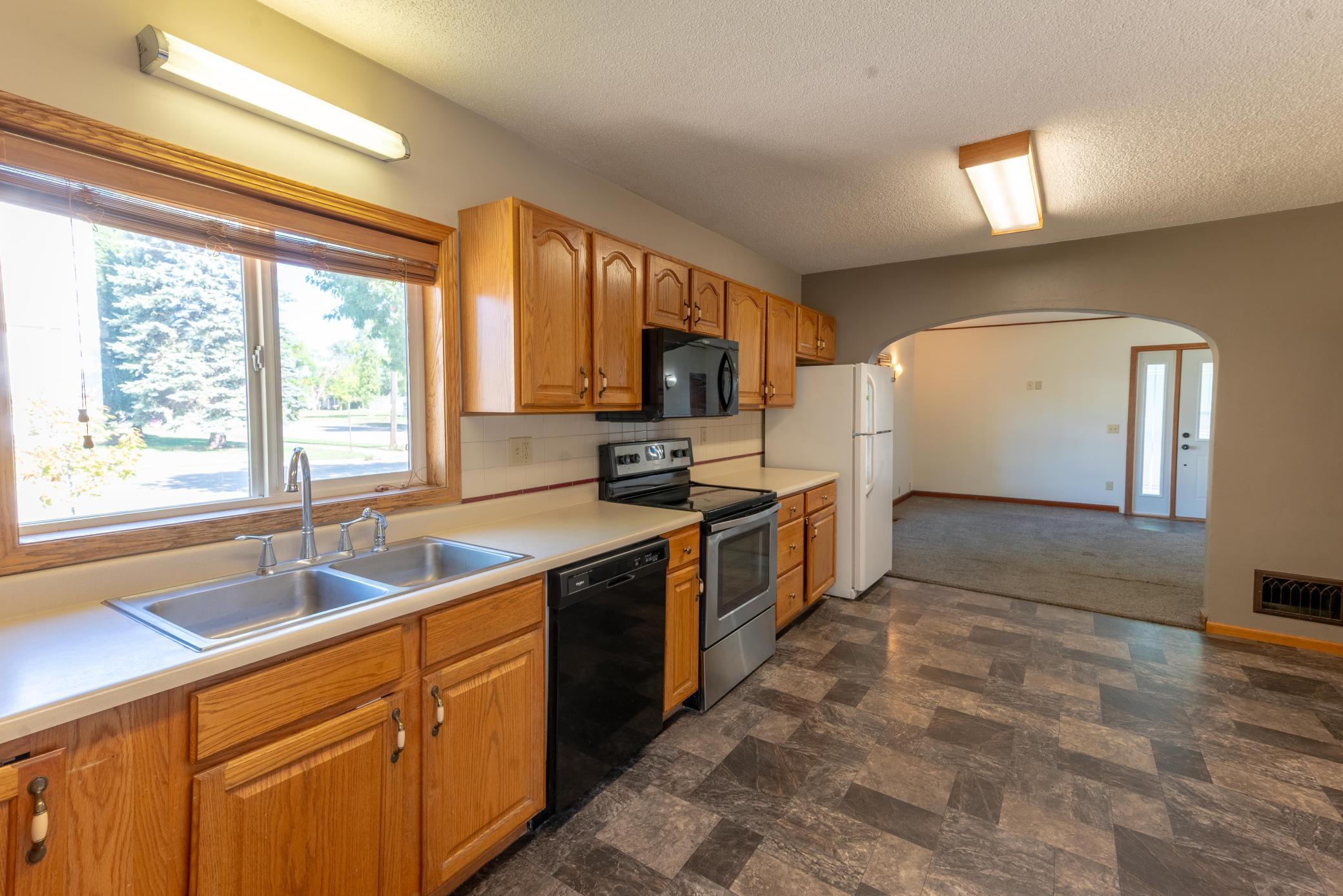 1932 single family home for sale at 457 2nd Street SW in Perham, MN — 3 bed, 2 bath (photo 13 of 23)