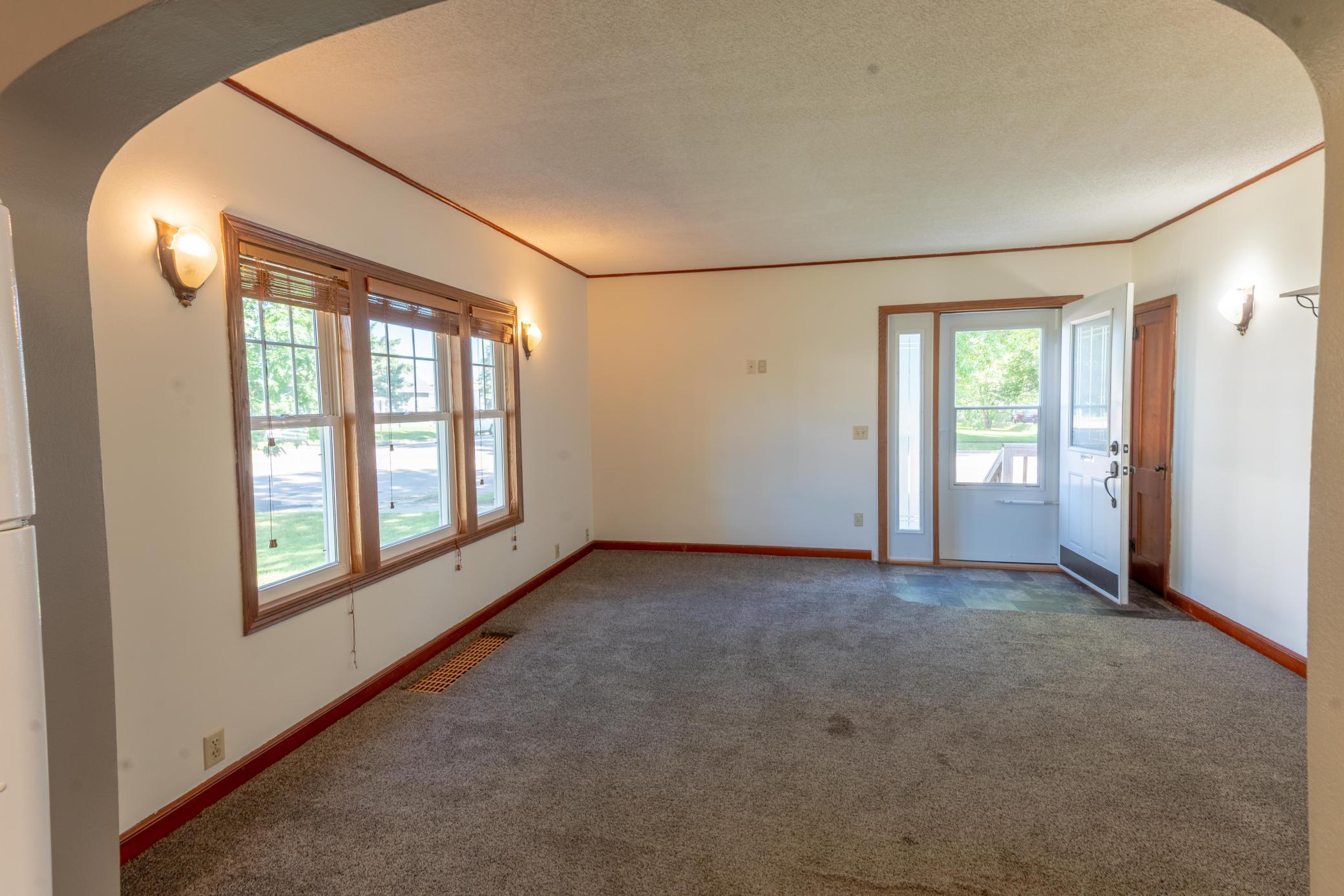 1932 single family home for sale at 457 2nd Street SW in Perham, MN — 3 bed, 2 bath (photo 8 of 23)