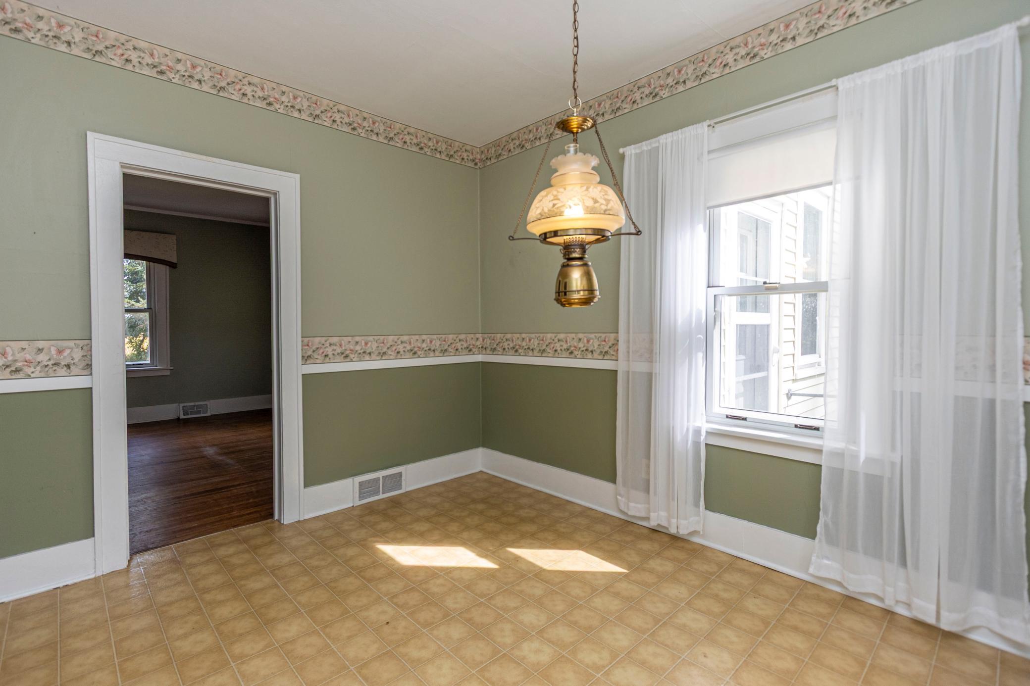 1920 single family home for sale at 7611 County Road 73 NE in Nelson, MN — 4 bed, 1 bath (photo 14 of 55)