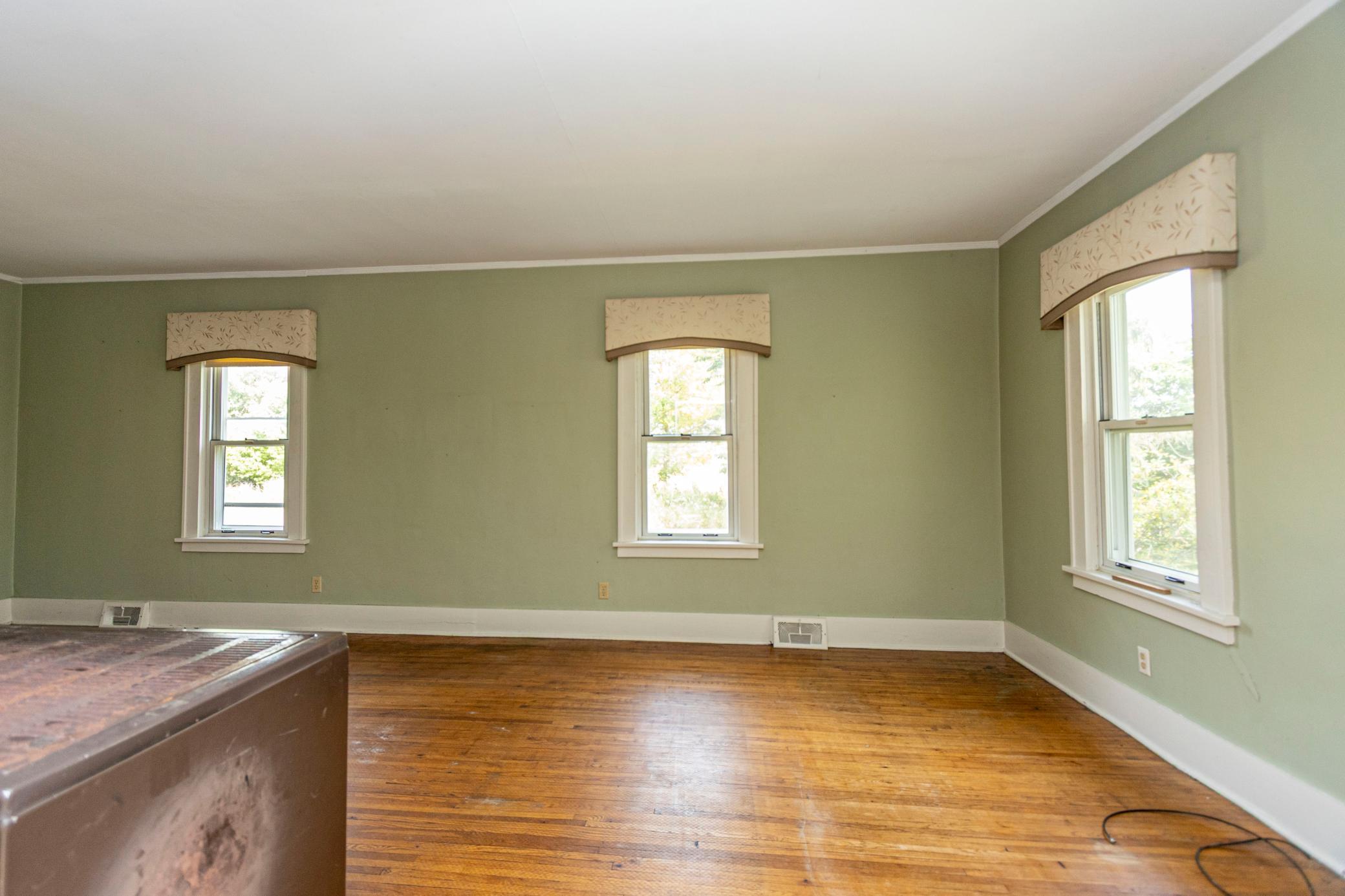 1920 single family home for sale at 7611 County Road 73 NE in Nelson, MN — 4 bed, 1 bath (photo 15 of 55)
