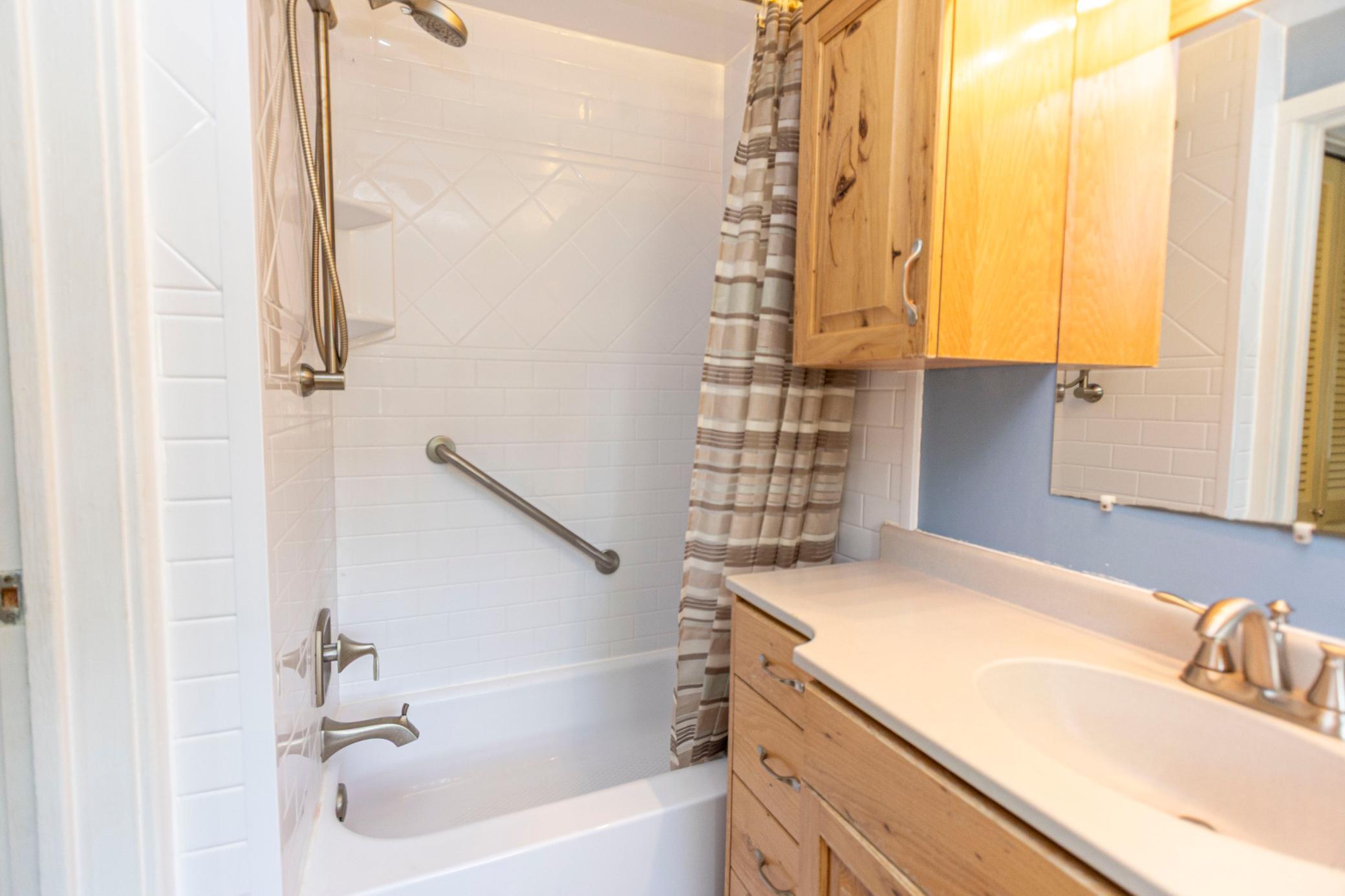 1920 single family home for sale at 7611 County Road 73 NE in Nelson, MN — 4 bed, 1 bath (photo 22 of 55)