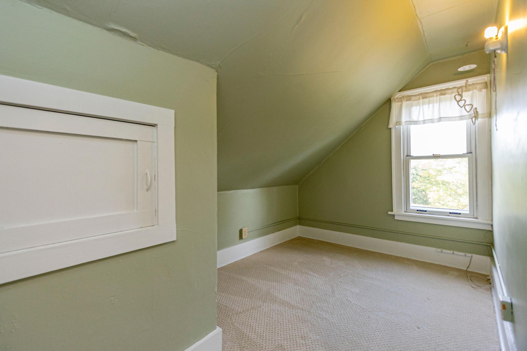 1920 single family home for sale at 7611 County Road 73 NE in Nelson, MN — 4 bed, 1 bath (photo 35 of 55)
