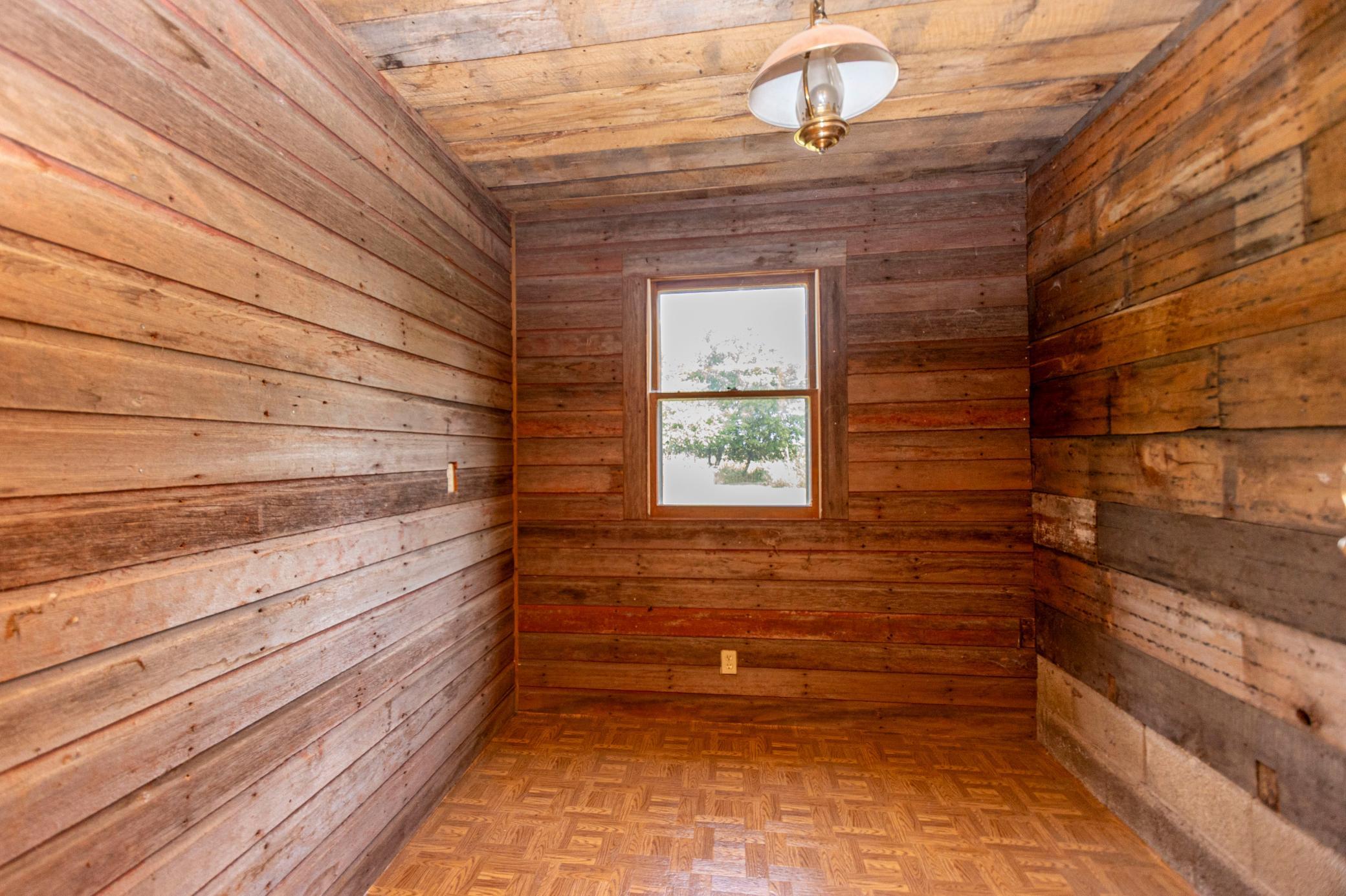 1920 single family home for sale at 7611 County Road 73 NE in Nelson, MN — 4 bed, 1 bath (photo 6 of 55)