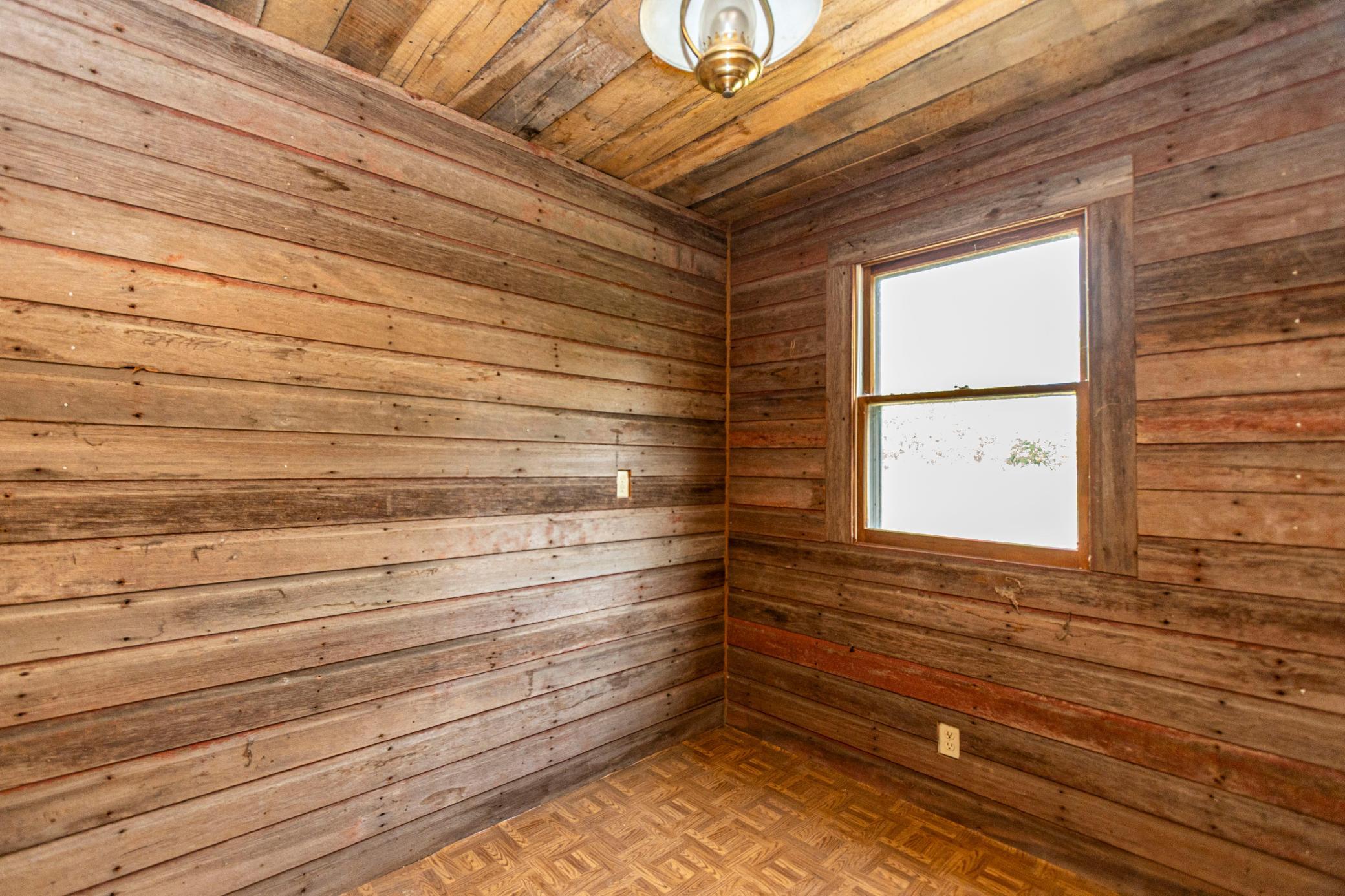 1920 single family home for sale at 7611 County Road 73 NE in Nelson, MN — 4 bed, 1 bath (photo 7 of 55)