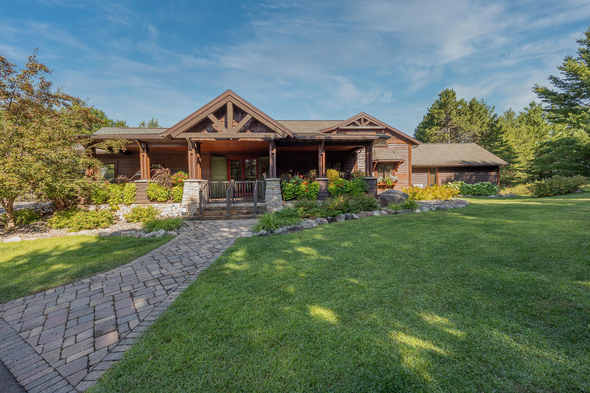1991 single family home for sale at 1116 Sand Lake Drive NW in Backus, MN — 4 bed, 6 bath