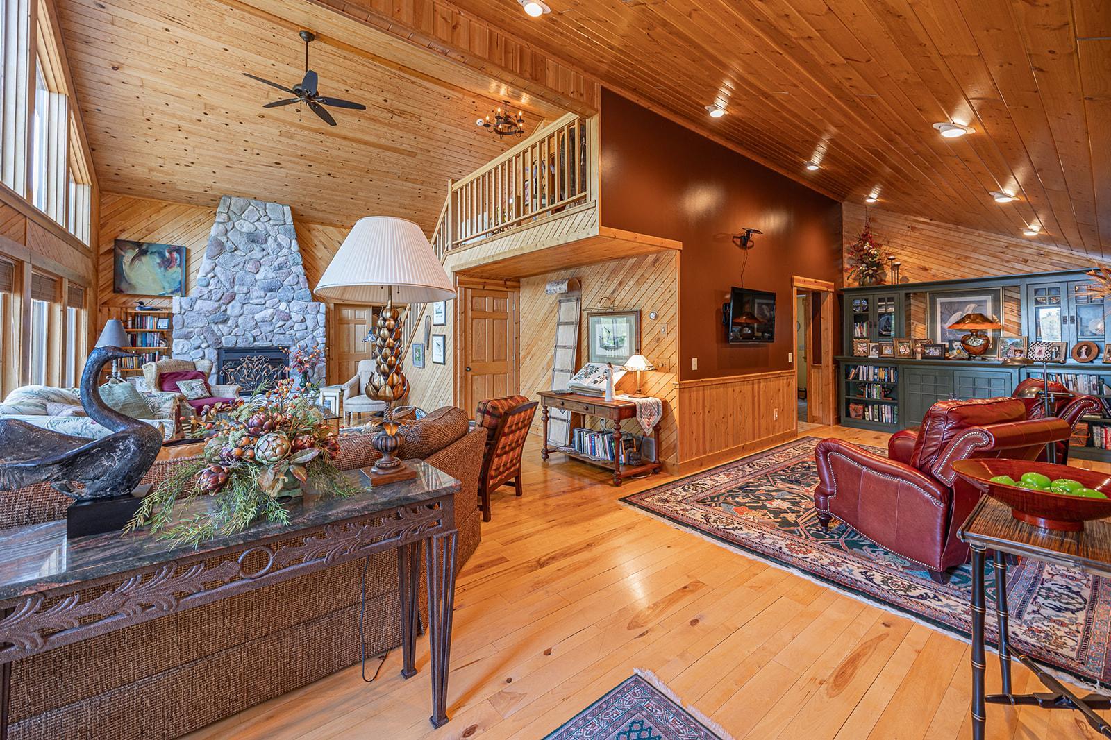 1991 single family home for sale at 1116 Sand Lake Drive NW in Backus, MN — 4 bed, 6 bath (photo 25 of 92)