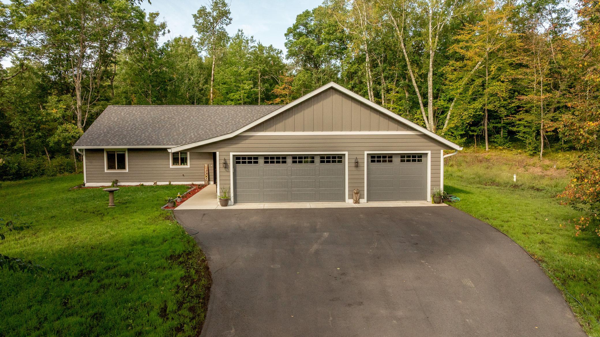 2025 single family home for sale at 31041 Spring Loop in Breezy Point, MN — 3 bed, 2 bath (photo 3 of 35)