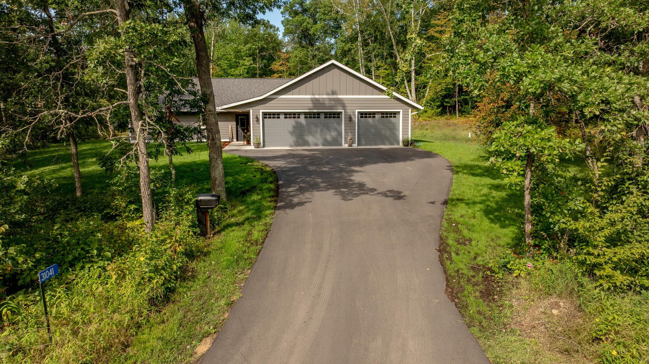 2025 single family home for sale at 31041 Spring Loop in Breezy Point, MN — 3 bed, 2 bath (photo 31 of 35)