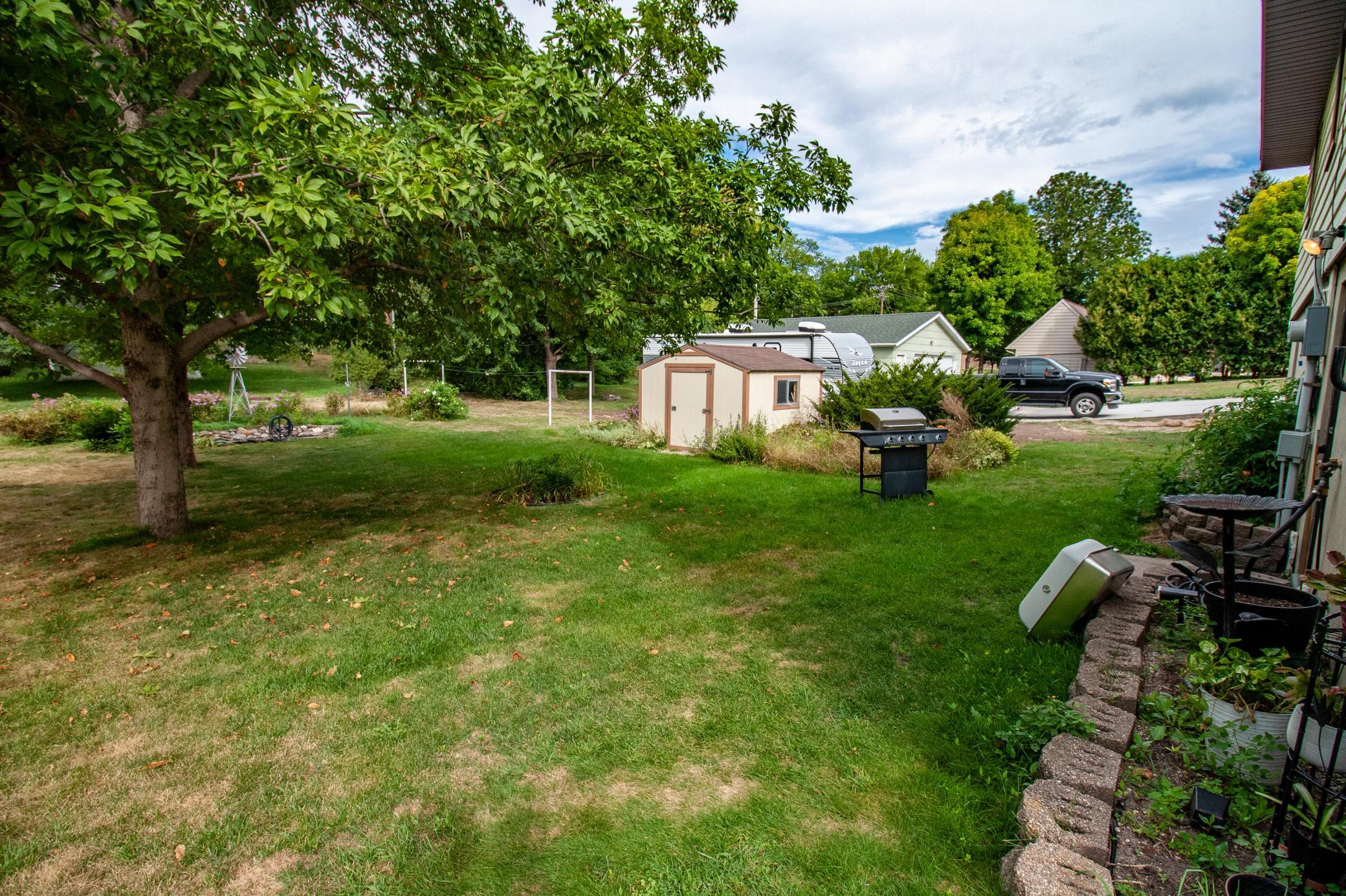 1959 single family home for sale at 919 N Park Street in Fergus Falls, MN — 3 bed, 2 bath (photo 4 of 31)