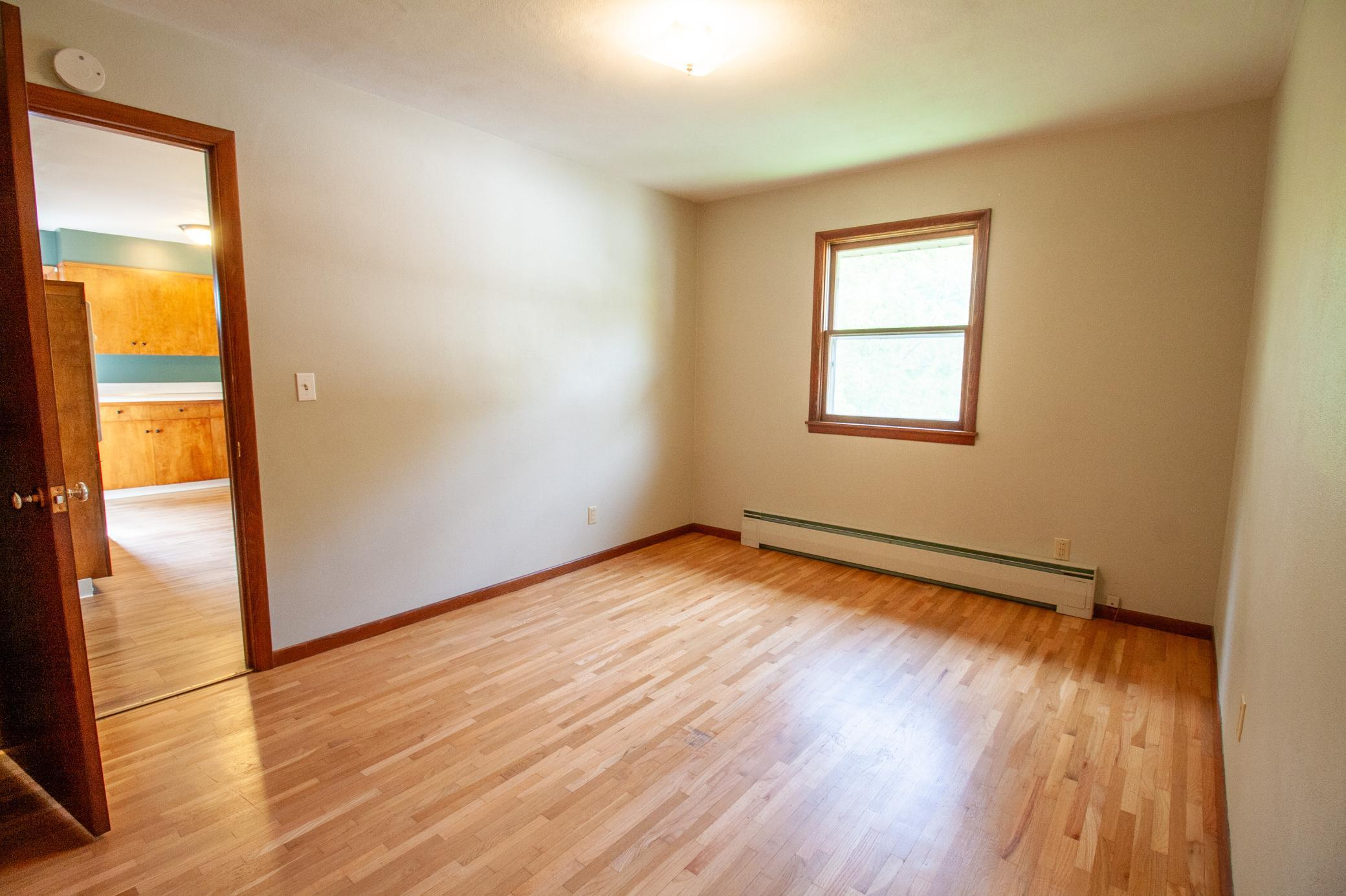 1959 single family home for sale at 919 N Park Street in Fergus Falls, MN — 3 bed, 2 bath (photo 16 of 37)