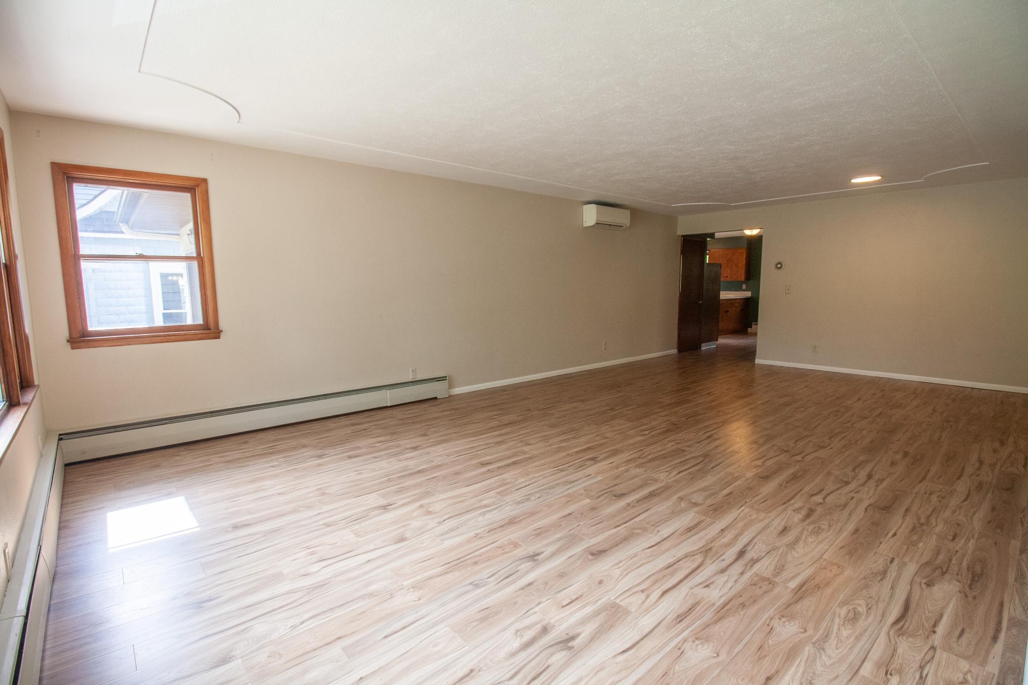1959 single family home for sale at 919 N Park Street in Fergus Falls, MN — 3 bed, 2 bath (photo 7 of 37)