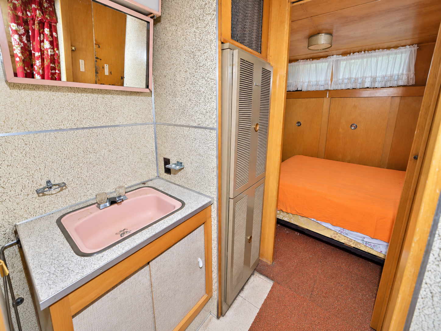 1972 single family home for sale at 5528 Sibley Lake Road in Pequot Lakes, MN — 2 bed, 1 bath (photo 30 of 38)