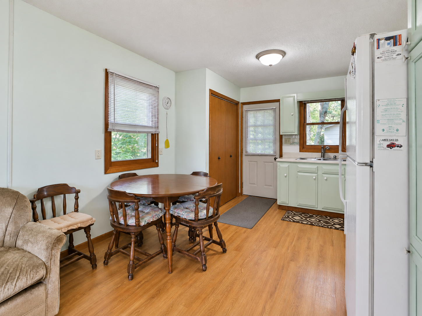 1972 single family home for sale at 5528 Sibley Lake Road in Pequot Lakes, MN — 2 bed, 1 bath (photo 8 of 38)