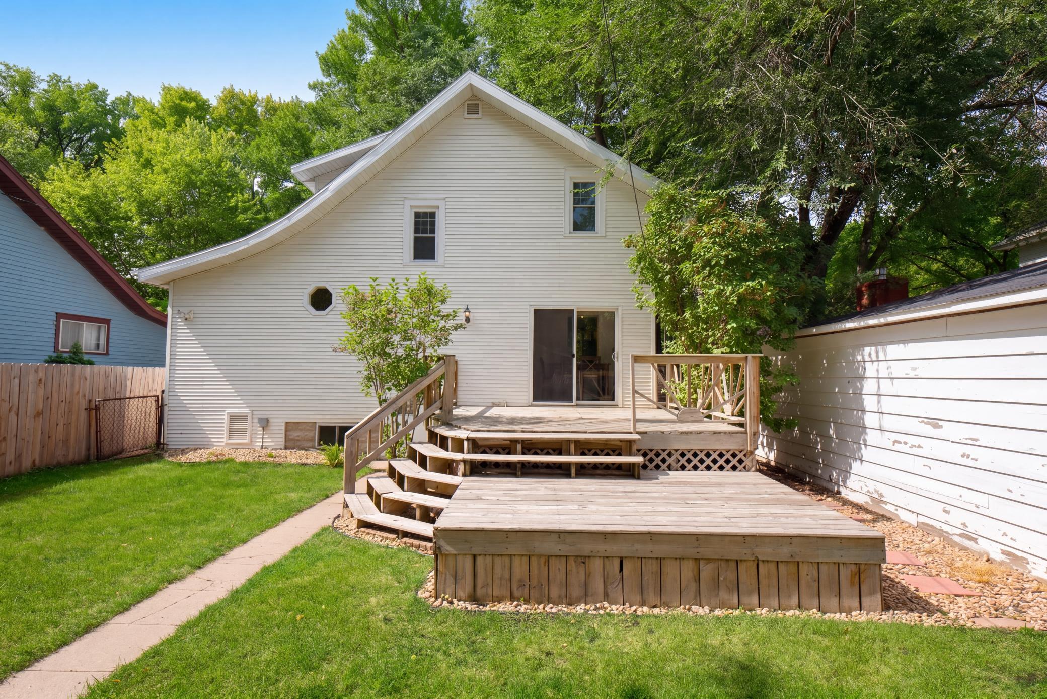 1923 single family home for sale at 1210 13 1/2 Street S in Fargo, ND — 2 bed, 1 bath (photo 26 of 30)