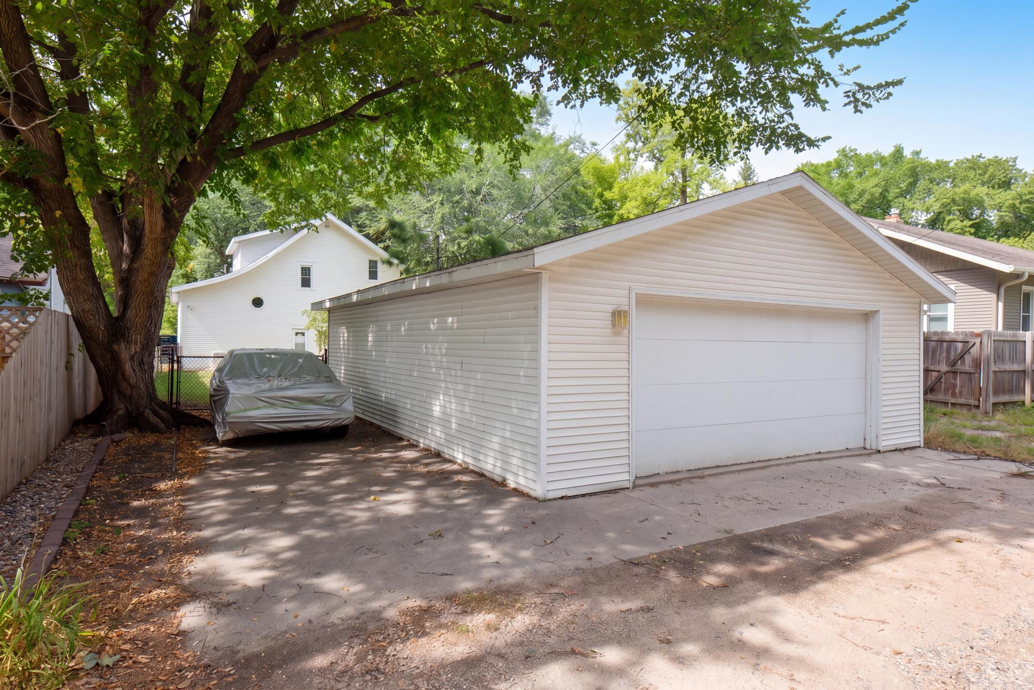 1923 single family home for sale at 1210 13 1/2 Street S in Fargo, ND — 2 bed, 1 bath (photo 30 of 30)