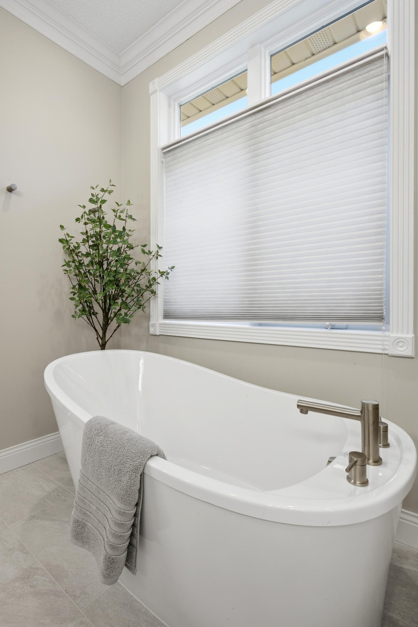 1996 single family home for sale at 4233 Timberline Drive S in Fargo, ND — 5 bed, 4 bath (photo 20 of 55)