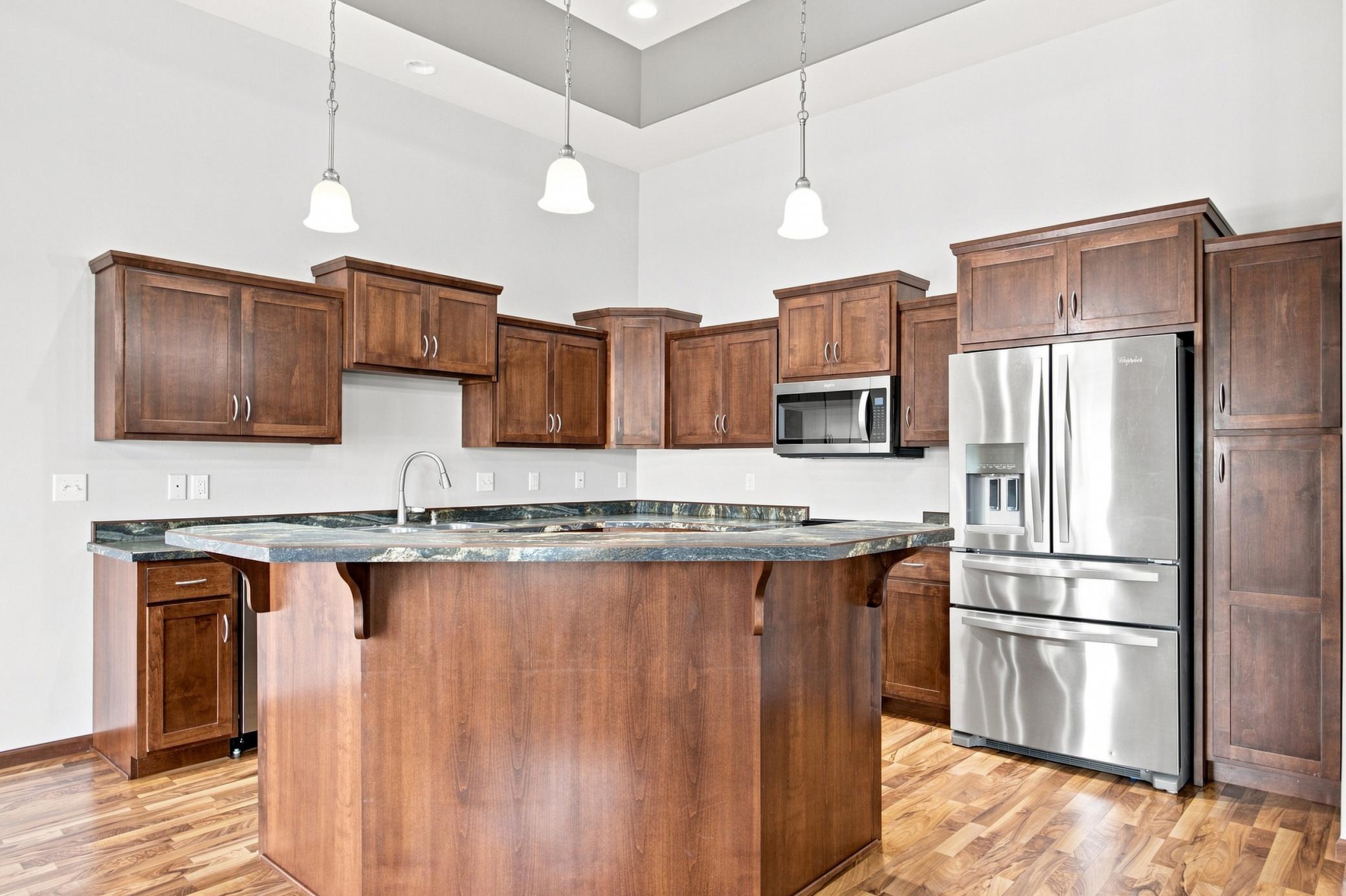 2012 twin home for sale at 454 Foxtail Drive E in West Fargo, ND — 3 bed, 3 bath (photo 9 of 38)
