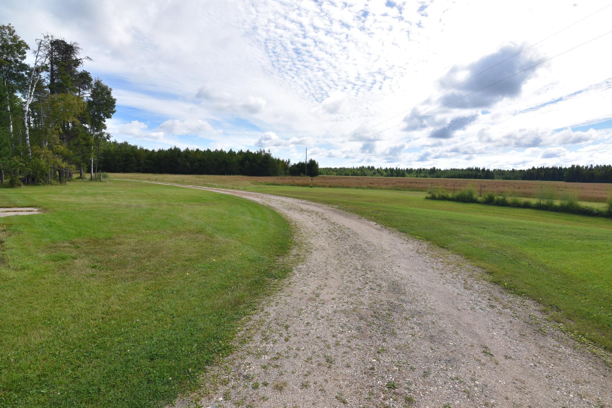 1975 single family home for sale at 1297 County Road 2 NW in Williams, MN — 2 bed, 2 bath (photo 3 of 48)