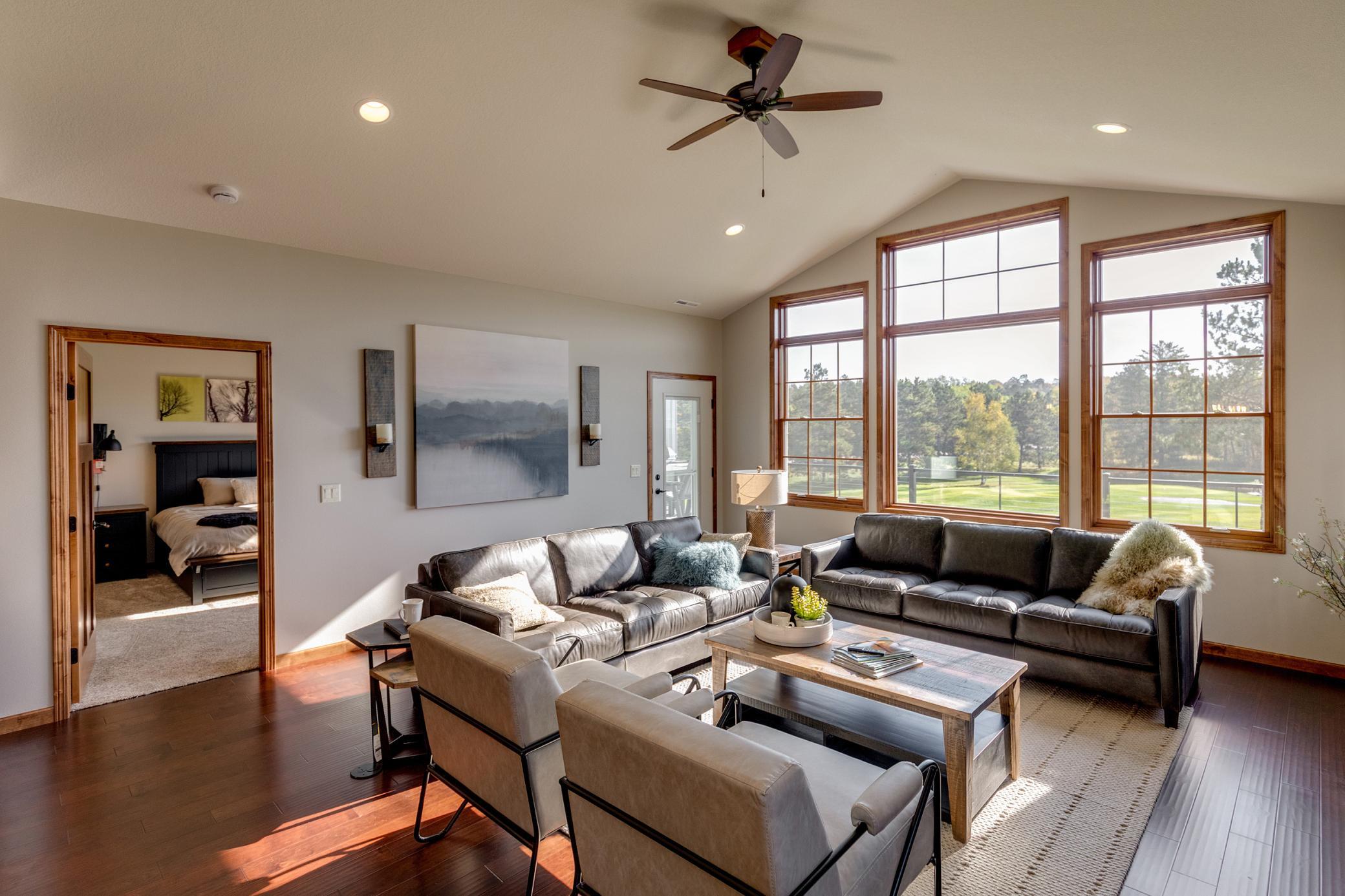 2025 townhouse for sale at 7866 Chickasaw Circle in Pequot Lakes, MN — 3 bed, 2 bath (photo 3 of 39)