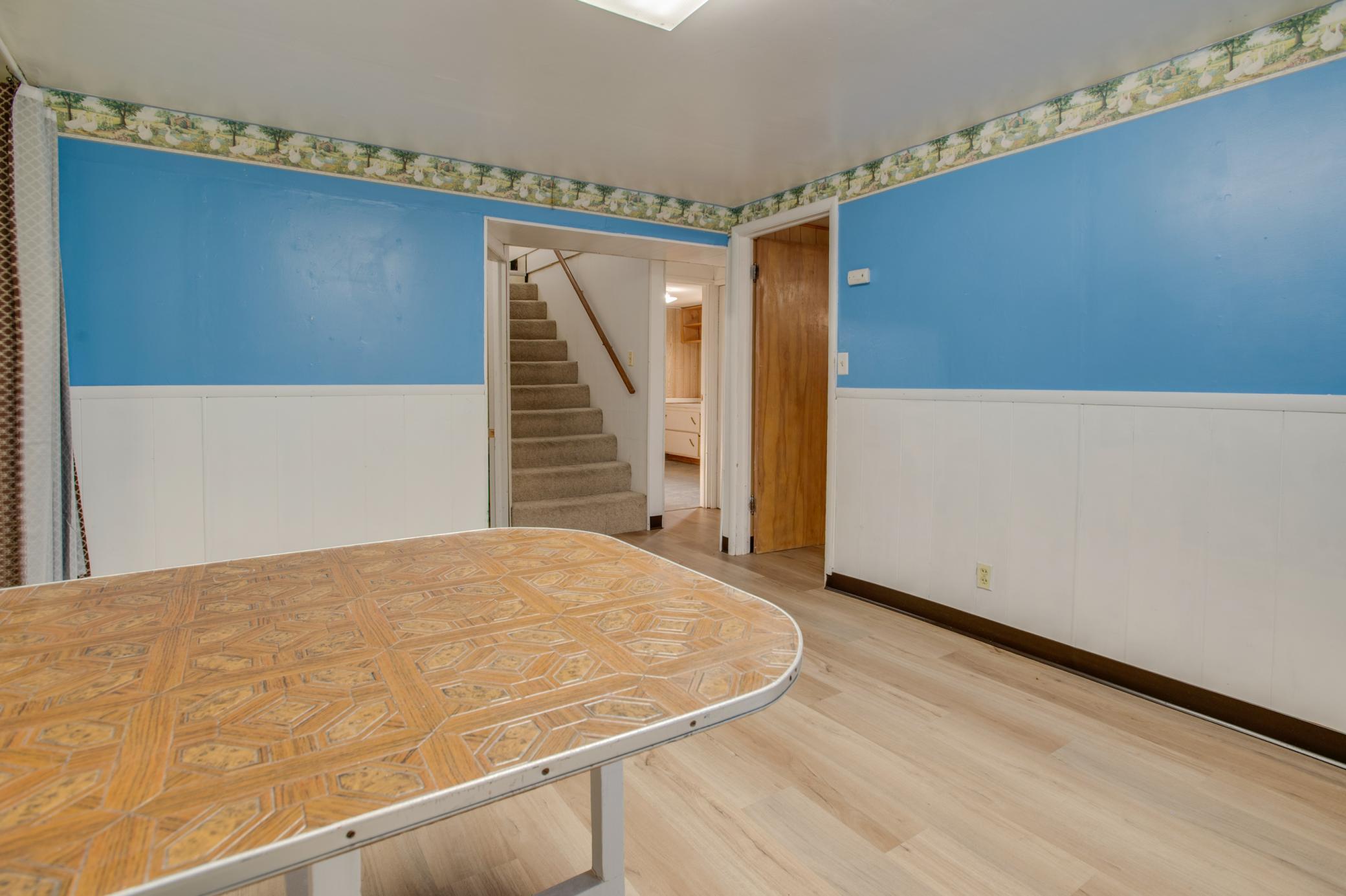 1952 single family home for sale at 614 16th Street N in Moorhead, MN — 3 bed, 2 bath (photo 29 of 47)